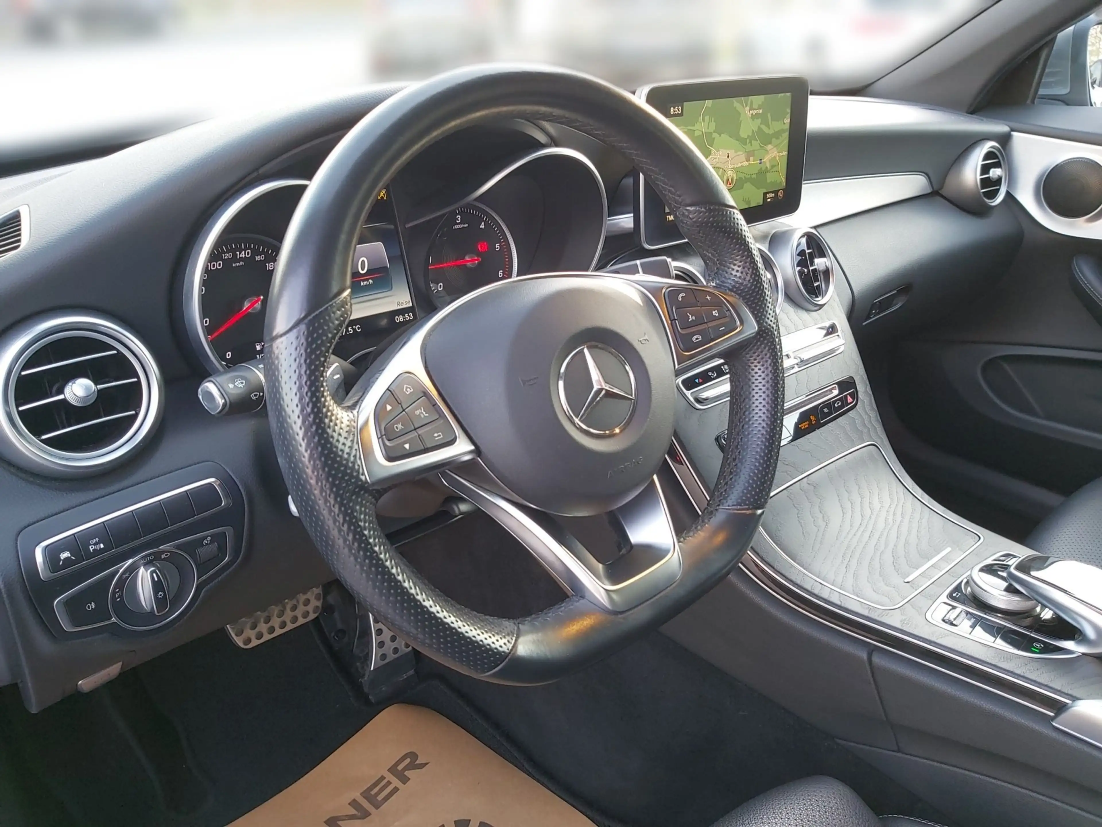 Mercedes-Benz C 220 d Cabrio AMG Line 2xKlima AUT DynLicht LED — photo 12