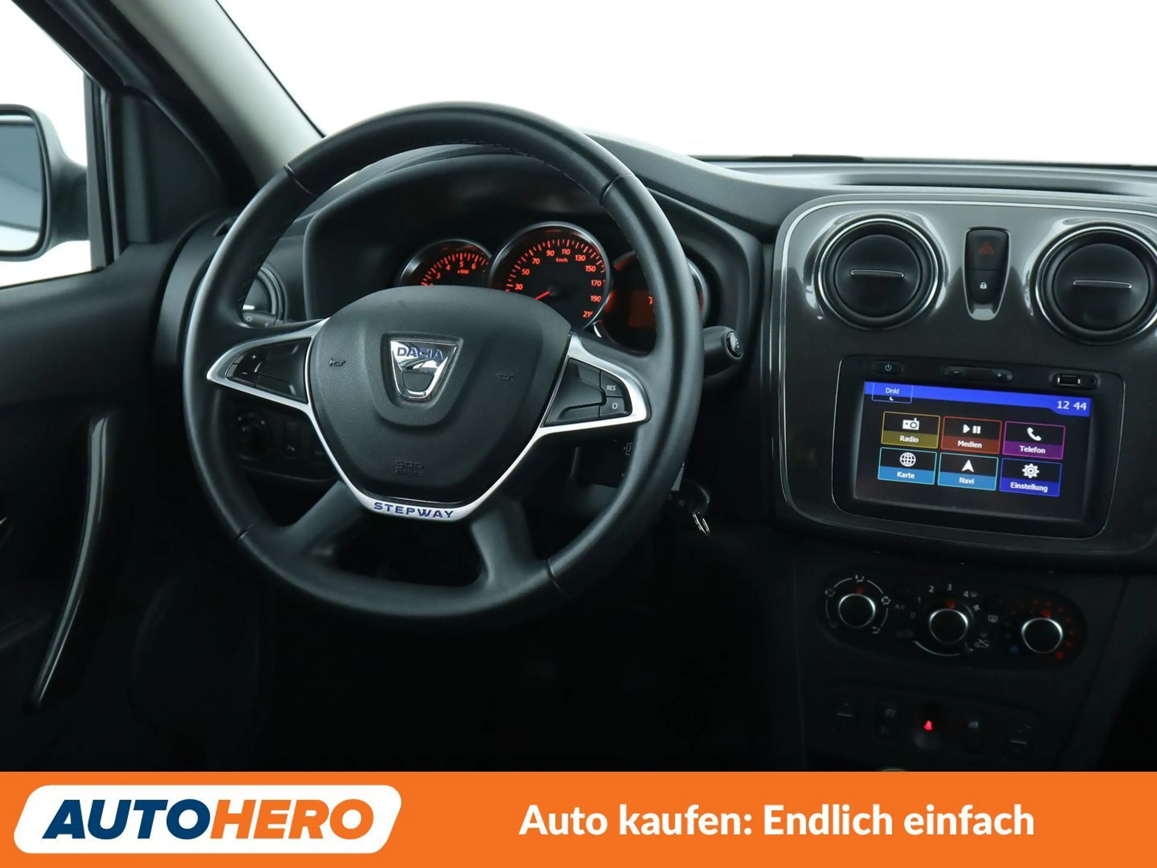 Dacia Logan 0.9 TCe Stepway*NAVI*PDC*AHK*KLIMA*TEMPO* — photo 13