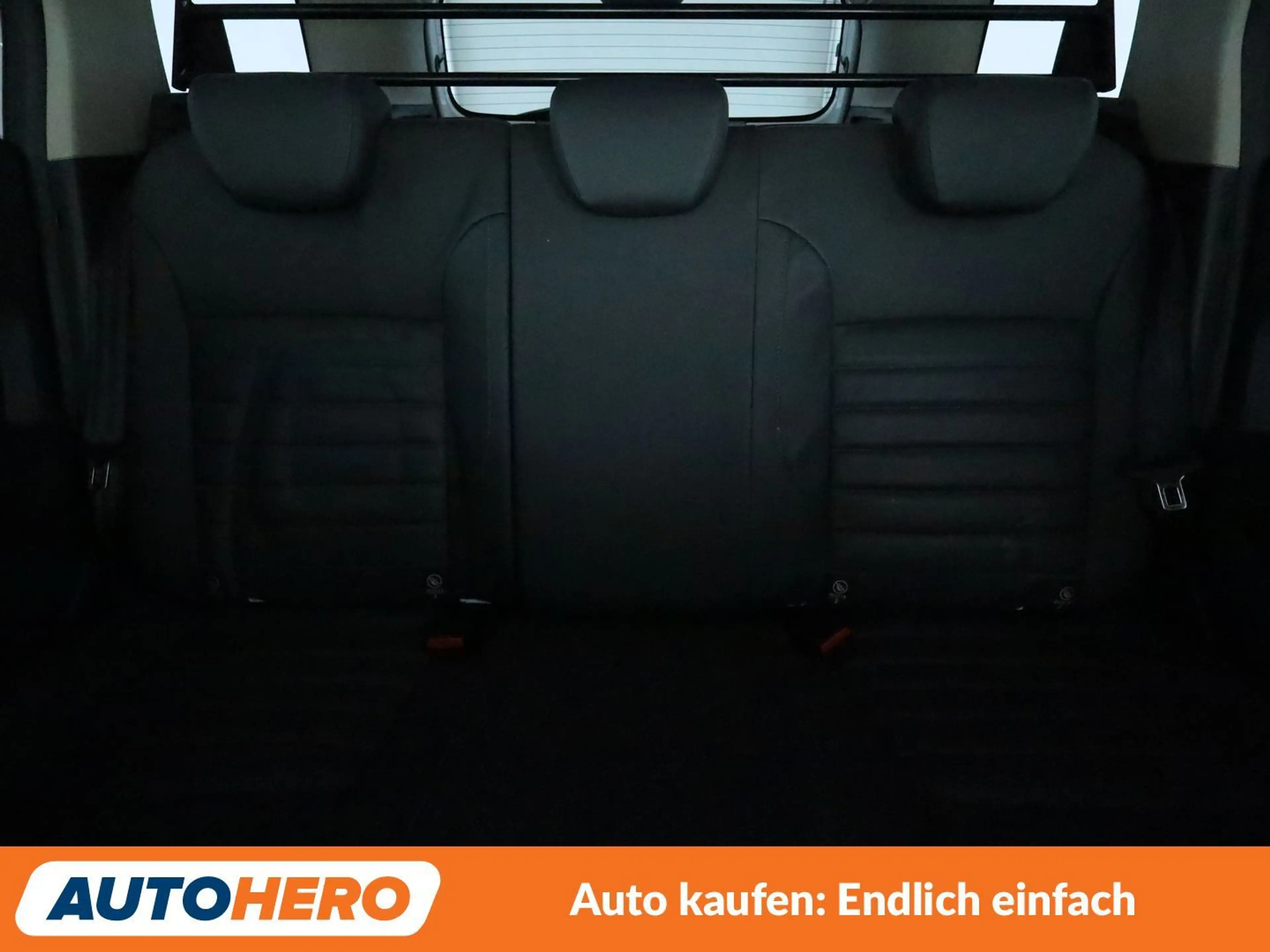 Dacia Logan 0.9 TCe Stepway*NAVI*PDC*AHK*KLIMA*TEMPO* — photo 15