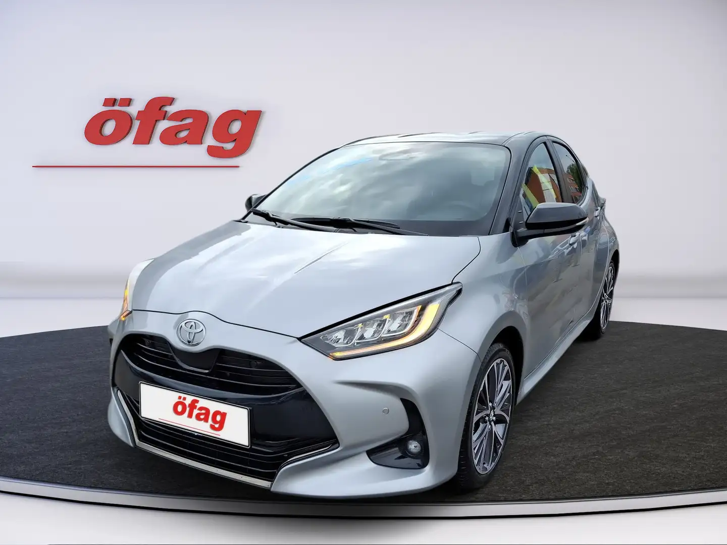 Toyota Yaris 1.5 VVT-i Hybrid Style Silber - 2