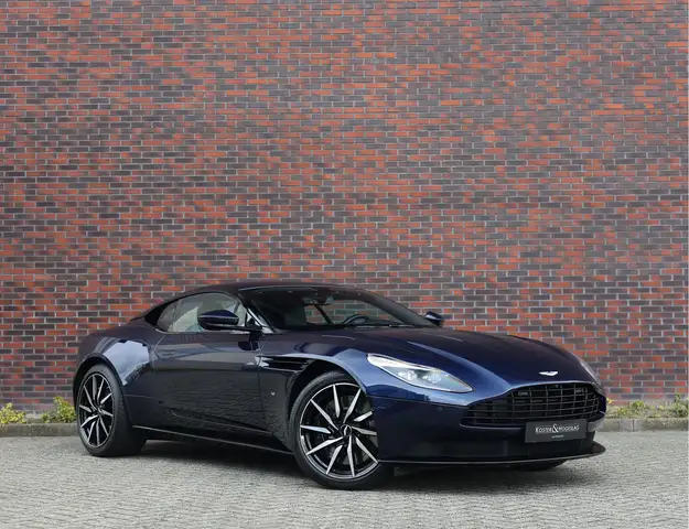 Aston Martin DB11 5.2 V12 | B&O Beosound - Historie - Mariana Blue