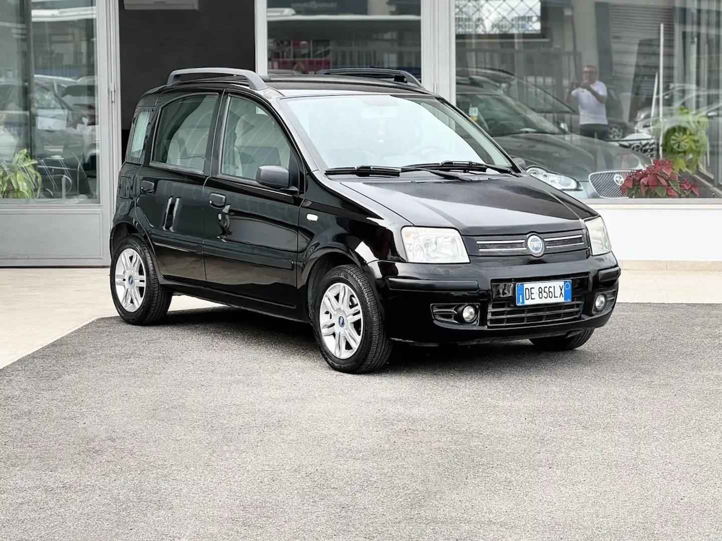 Fiat Panda 1.2 Benzina 60CV Automatica Neo. - 2006 Zwart - 1