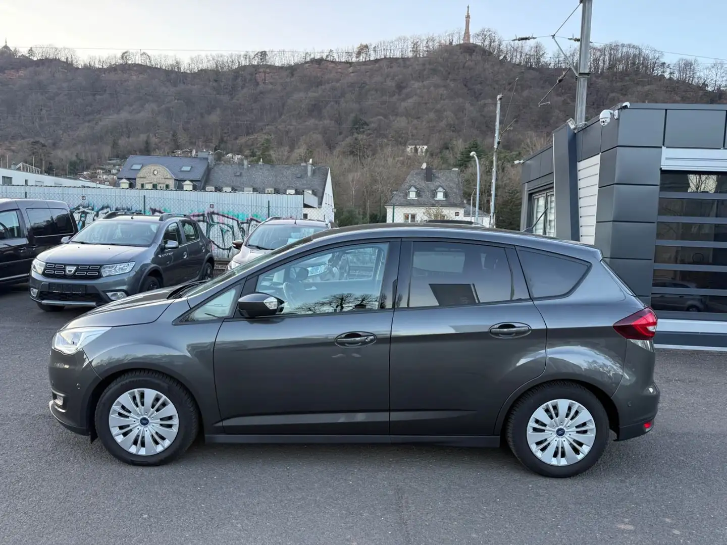 Ford C-Max C-MAX Cool & Connect Automatik! TÜV bis 03/2027! Grau - 2
