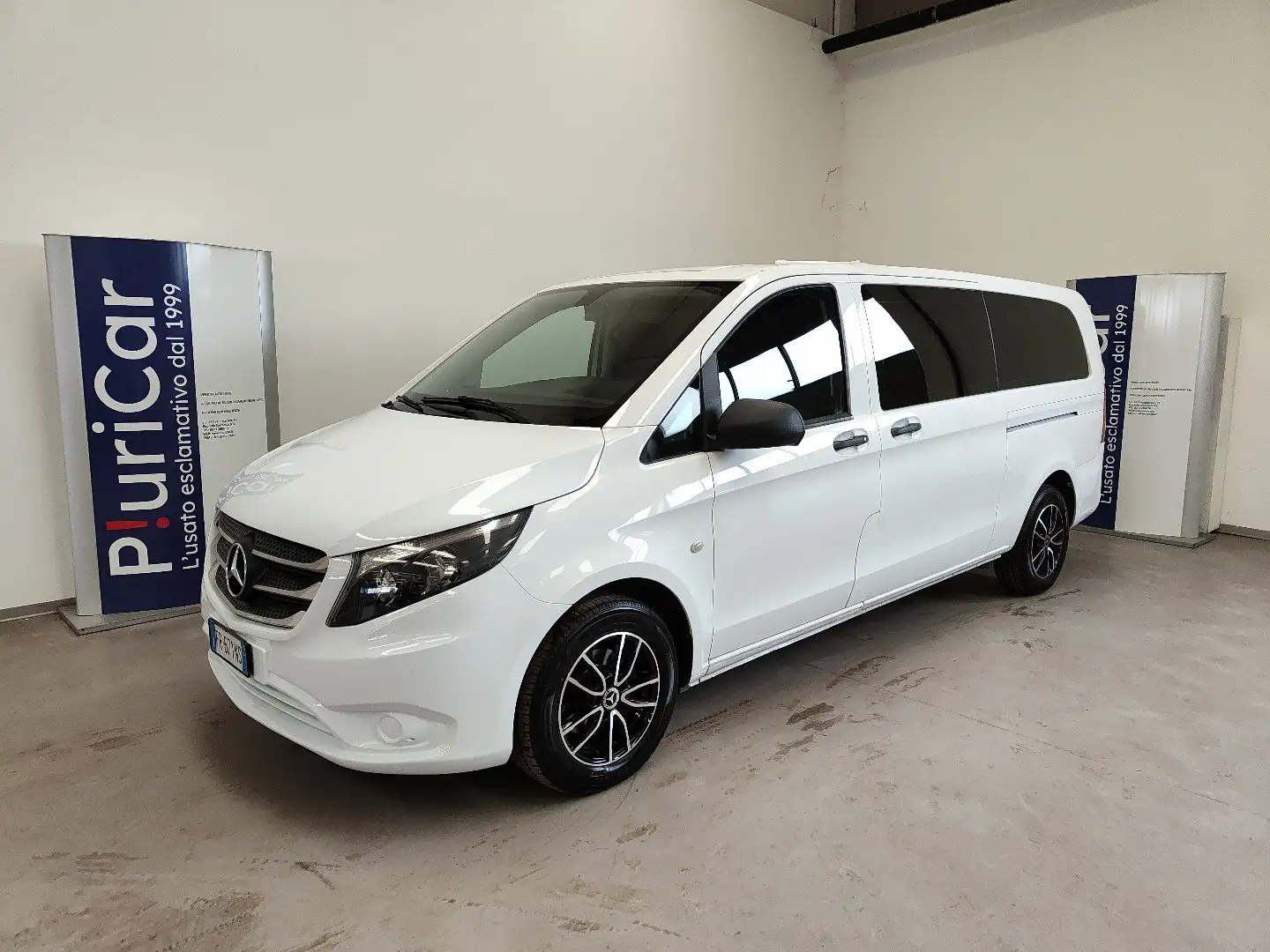Mercedes-Benz Vito 2.0 114CDI PL Tourer Extra-Long auto Cruise 9Posti Bianco - 1