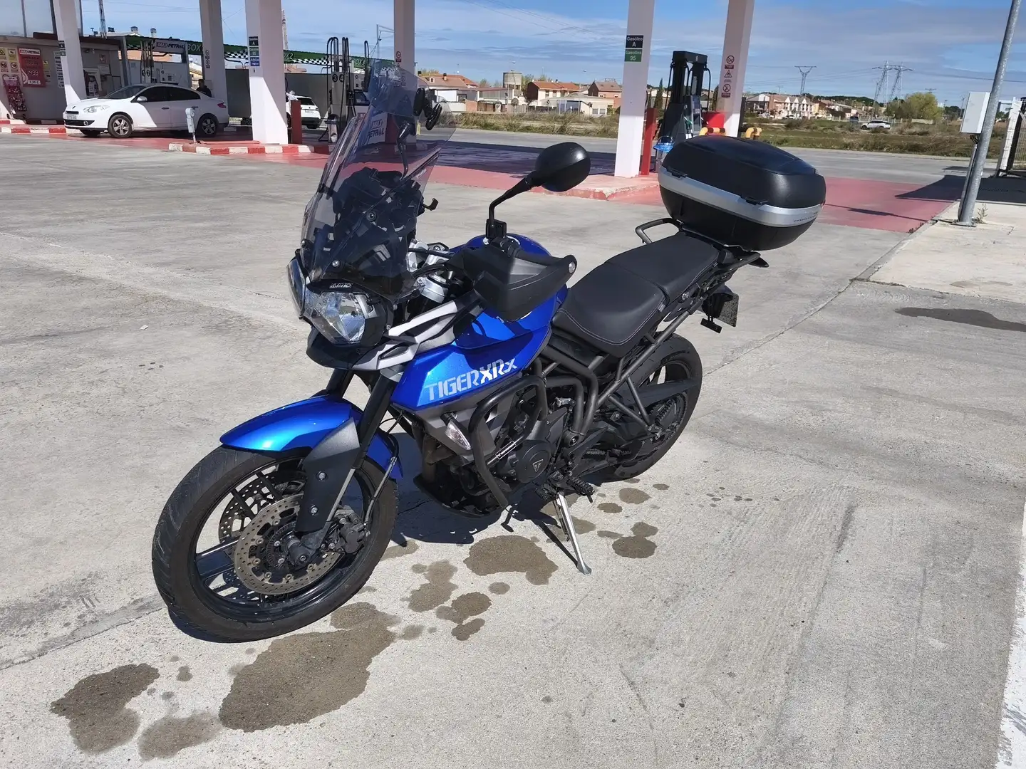 Triumph Tiger 800 - 2