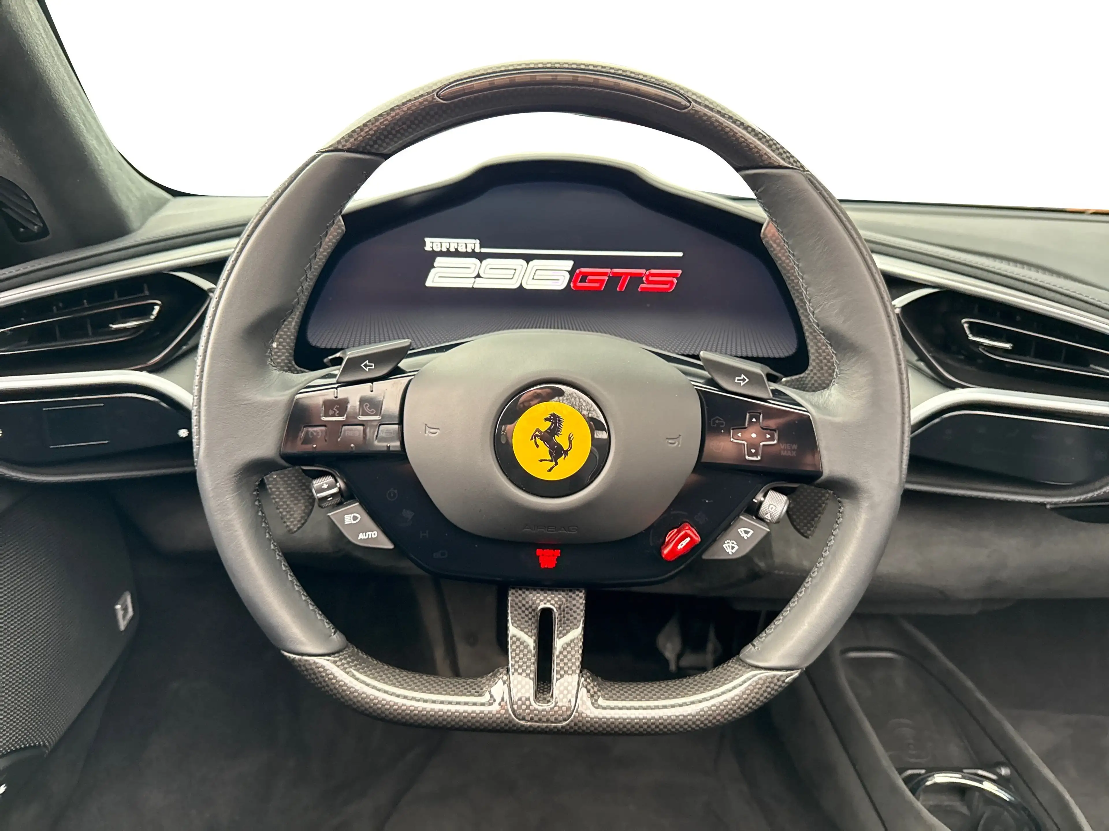 Ferrari 296 GTS *Embleme*Navi*PDC*Klima*Leder* — photo 14