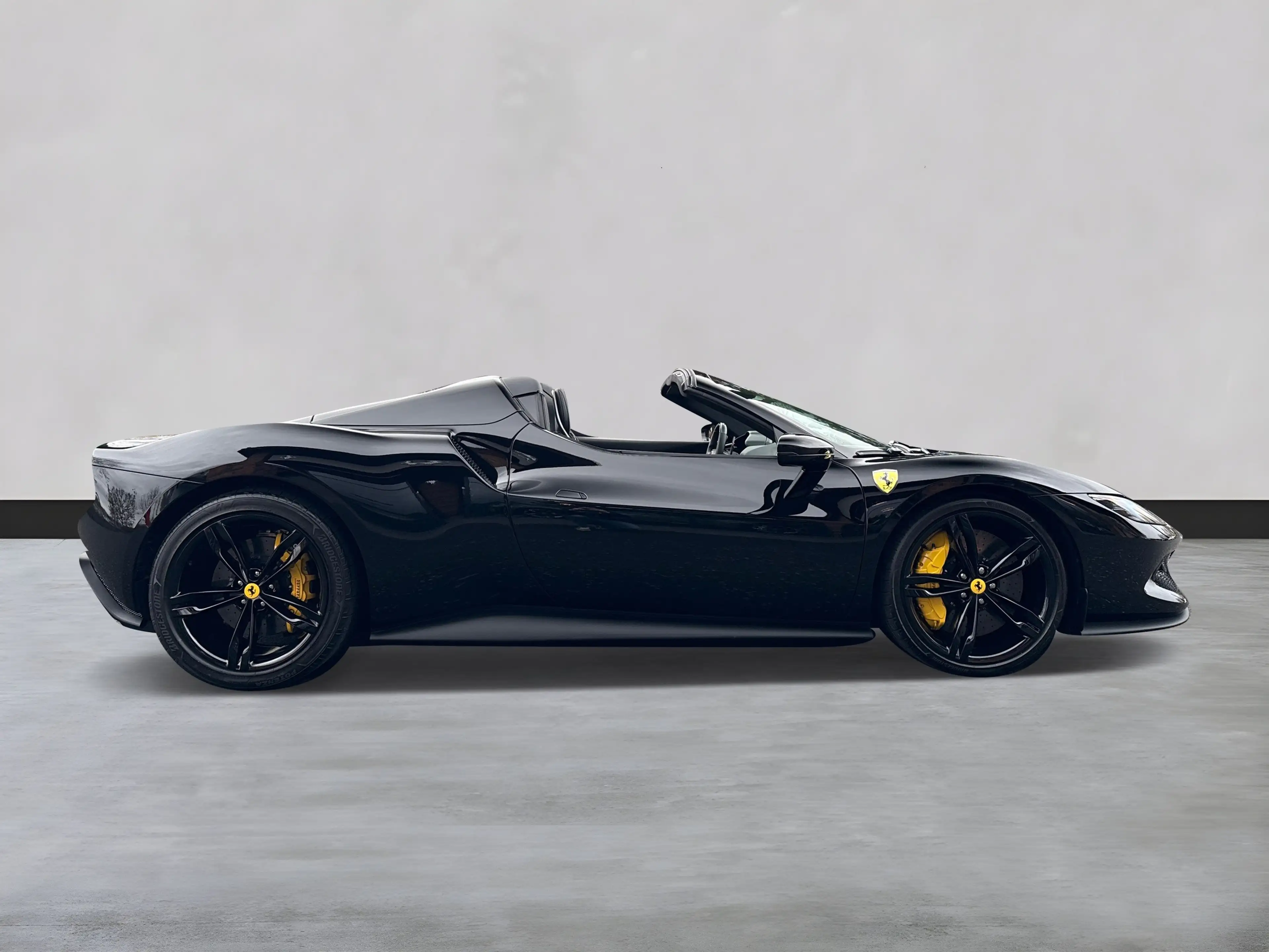 Ferrari 296 GTS *Embleme*Navi*PDC*Klima*Leder* — photo 6