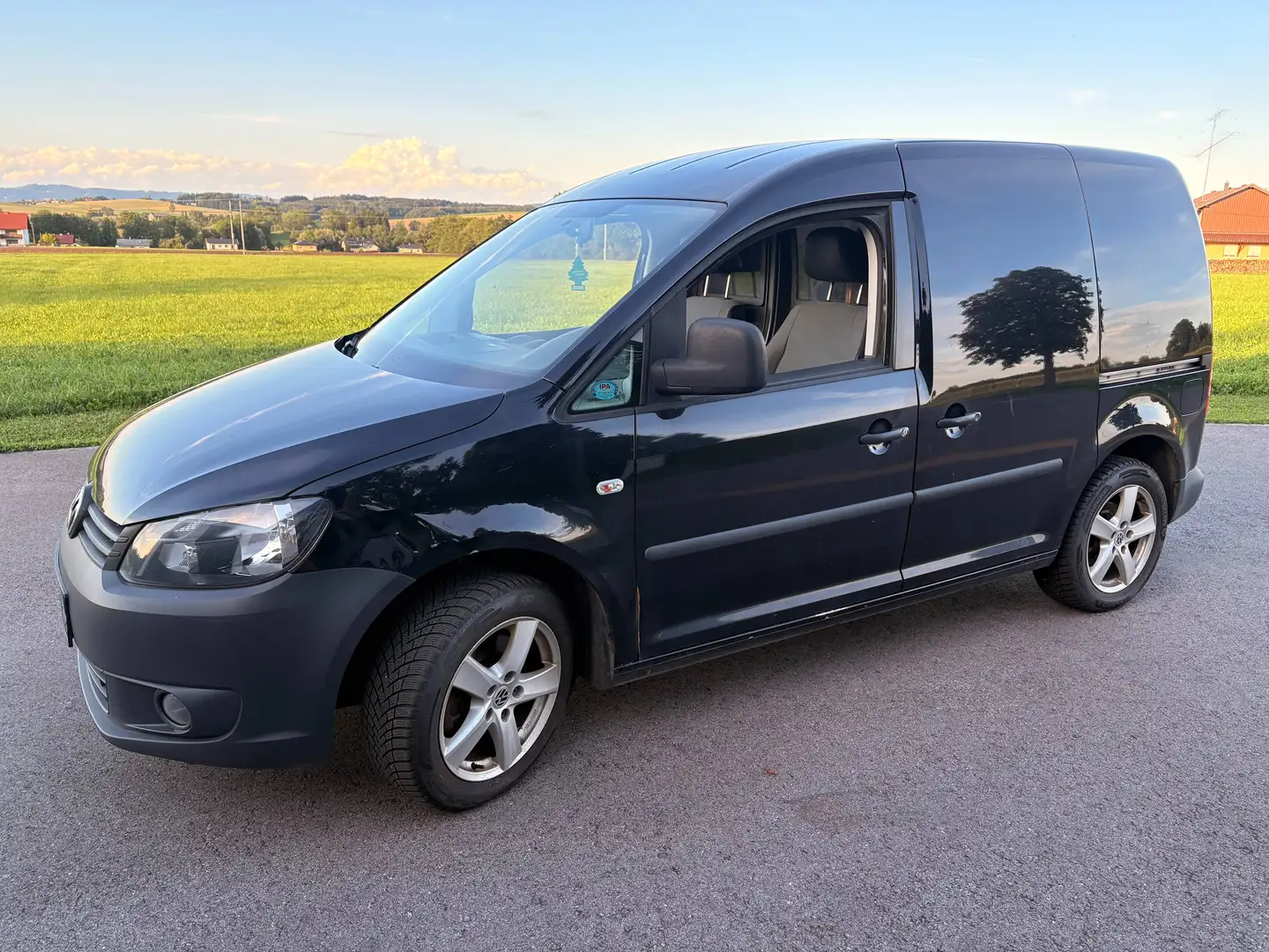 Volkswagen Caddy Caddy Kastenwagen 2,0 TDI D-PF Schwarz - 1