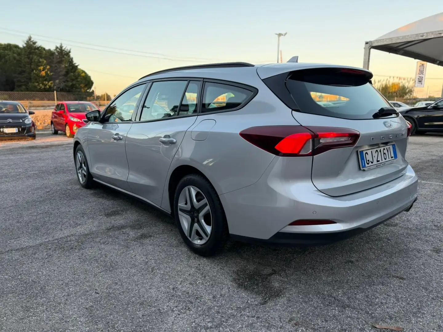 Ford Focus 1.5 EcoBlue 120CV aut. SW Active X Gris - 2