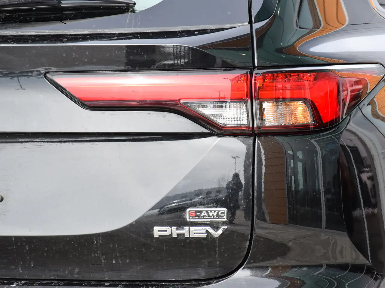 Mitsubishi Outlander снимка Mitsubishi Outlander