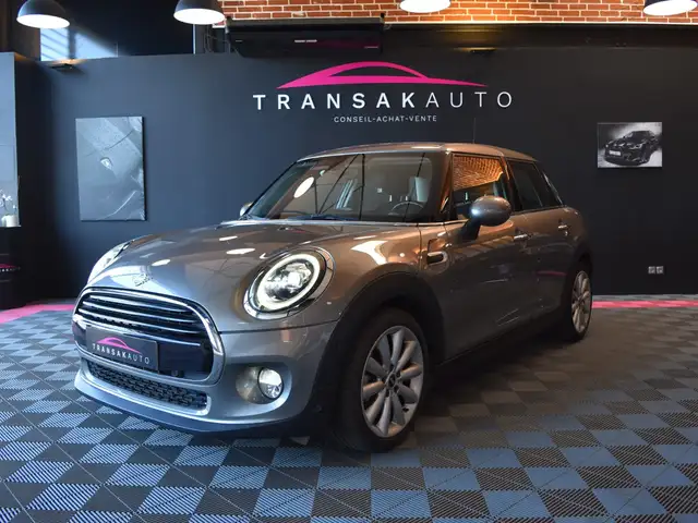 MINI Cooper HEDDON STREET