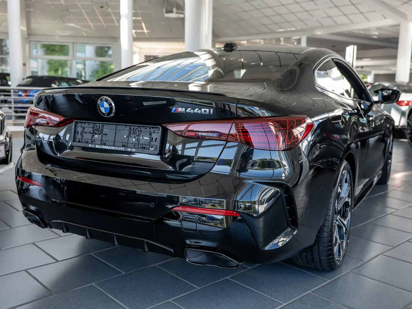 BMW 440 Mi Coupe xDrive FACEL. 360° LED HUD ACC Zwart - 2