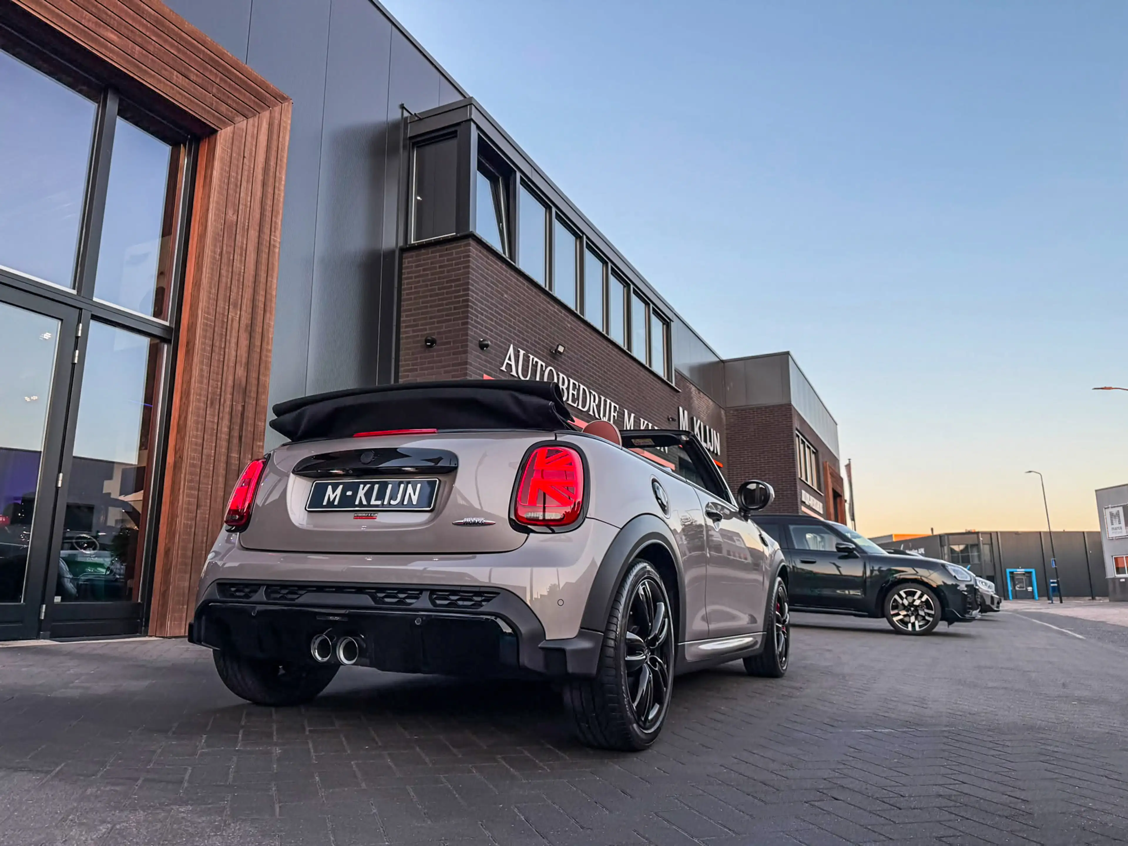 MINI John Cooper Works Cabrio 2.0 JCW Pack F1 aut Rooftopgrey/Bruin leer/Camera/ — photo 31