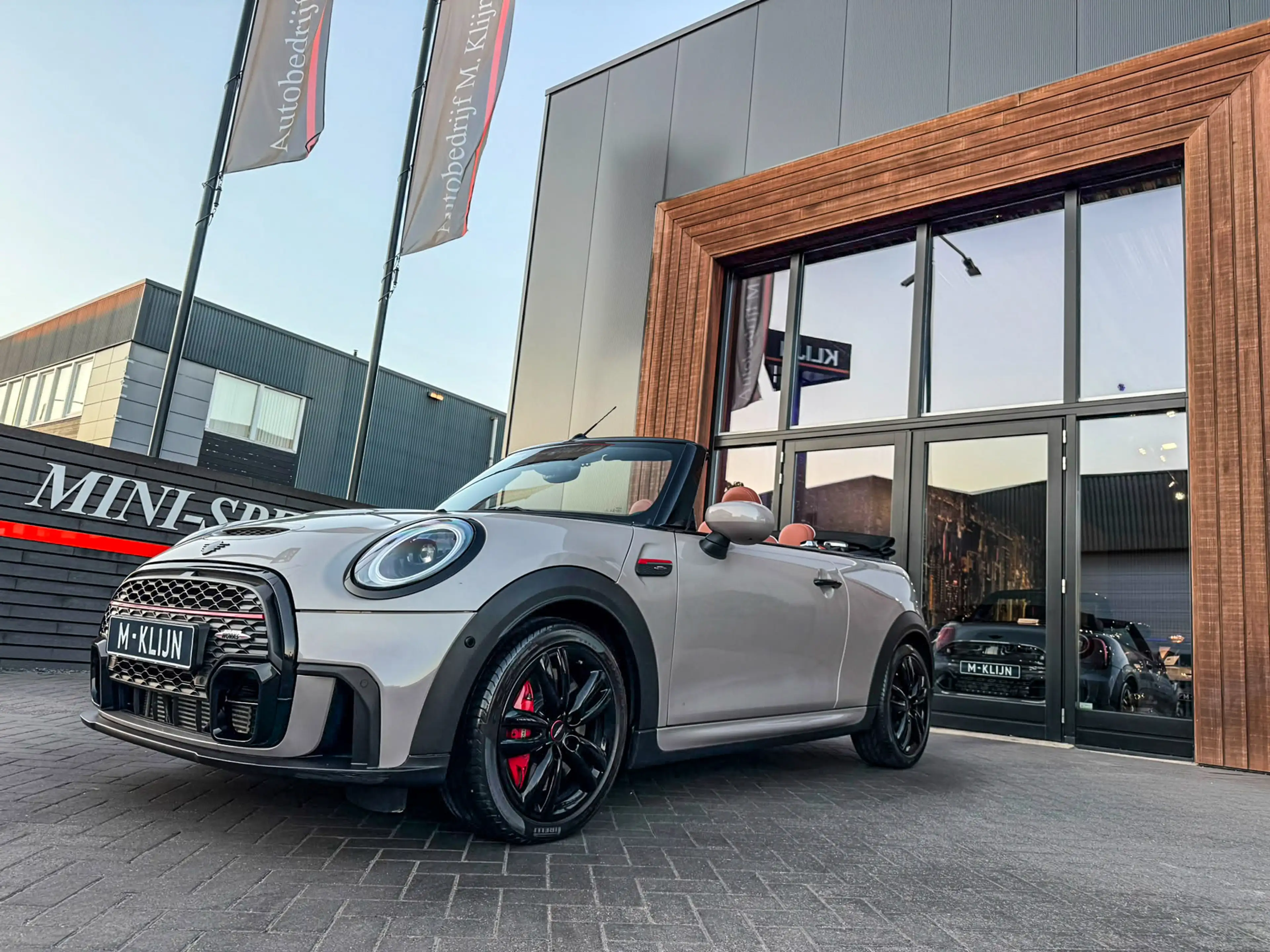 MINI John Cooper Works Cabrio 2.0 JCW Pack F1 aut Rooftopgrey/Bruin leer/Camera/ — photo 5