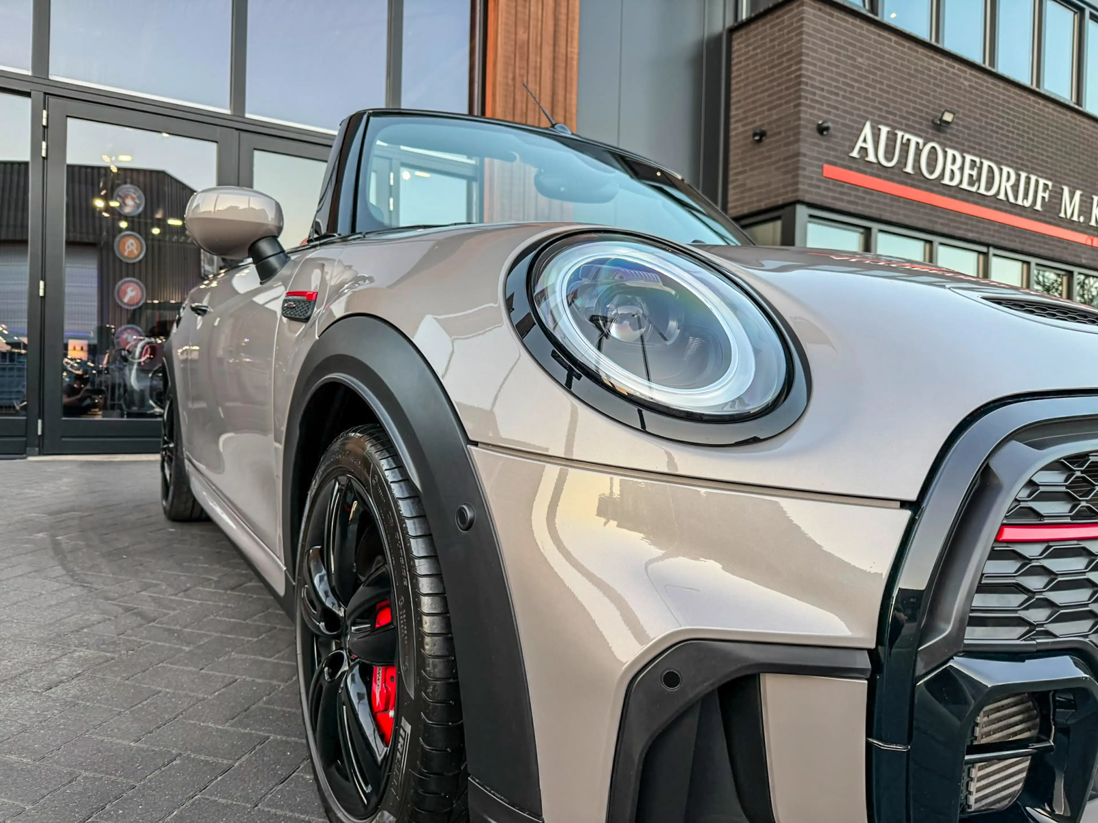 MINI John Cooper Works Cabrio 2.0 JCW Pack F1 aut Rooftopgrey/Bruin leer/Camera/ — photo 45