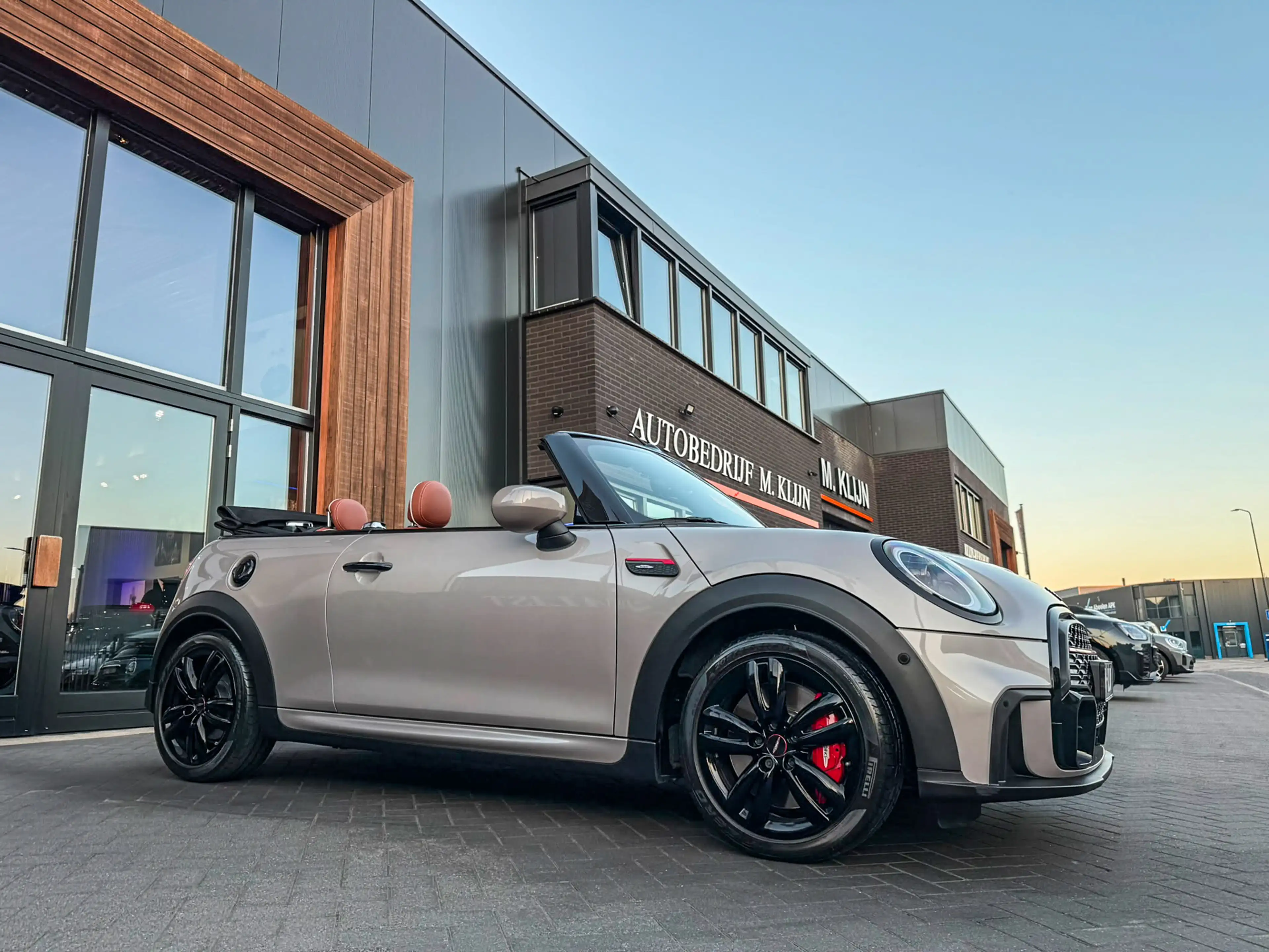 MINI John Cooper Works Cabrio 2.0 JCW Pack F1 aut Rooftopgrey/Bruin leer/Camera/ — photo 29