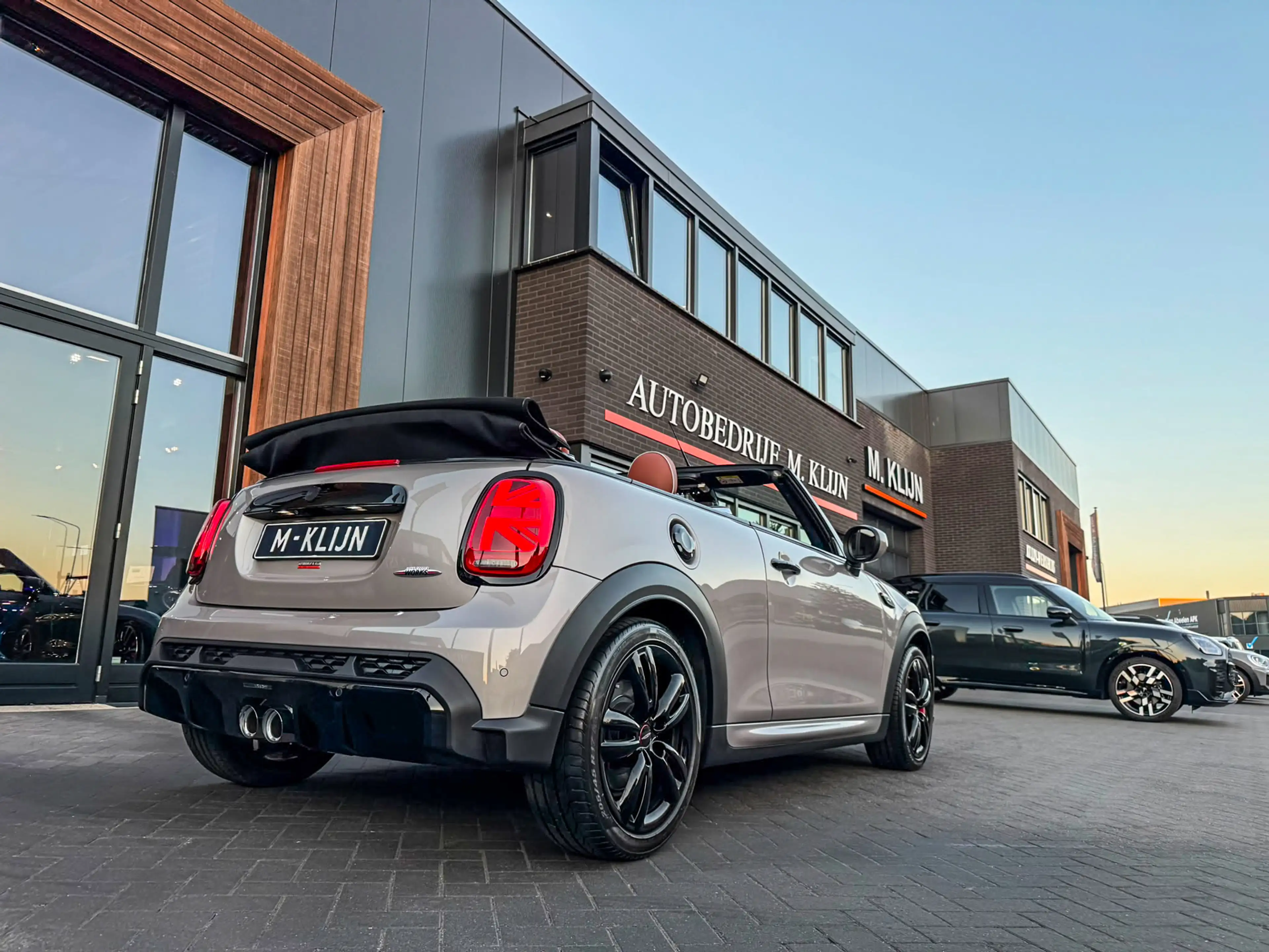 MINI John Cooper Works Cabrio 2.0 JCW Pack F1 aut Rooftopgrey/Bruin leer/Camera/ — photo 13