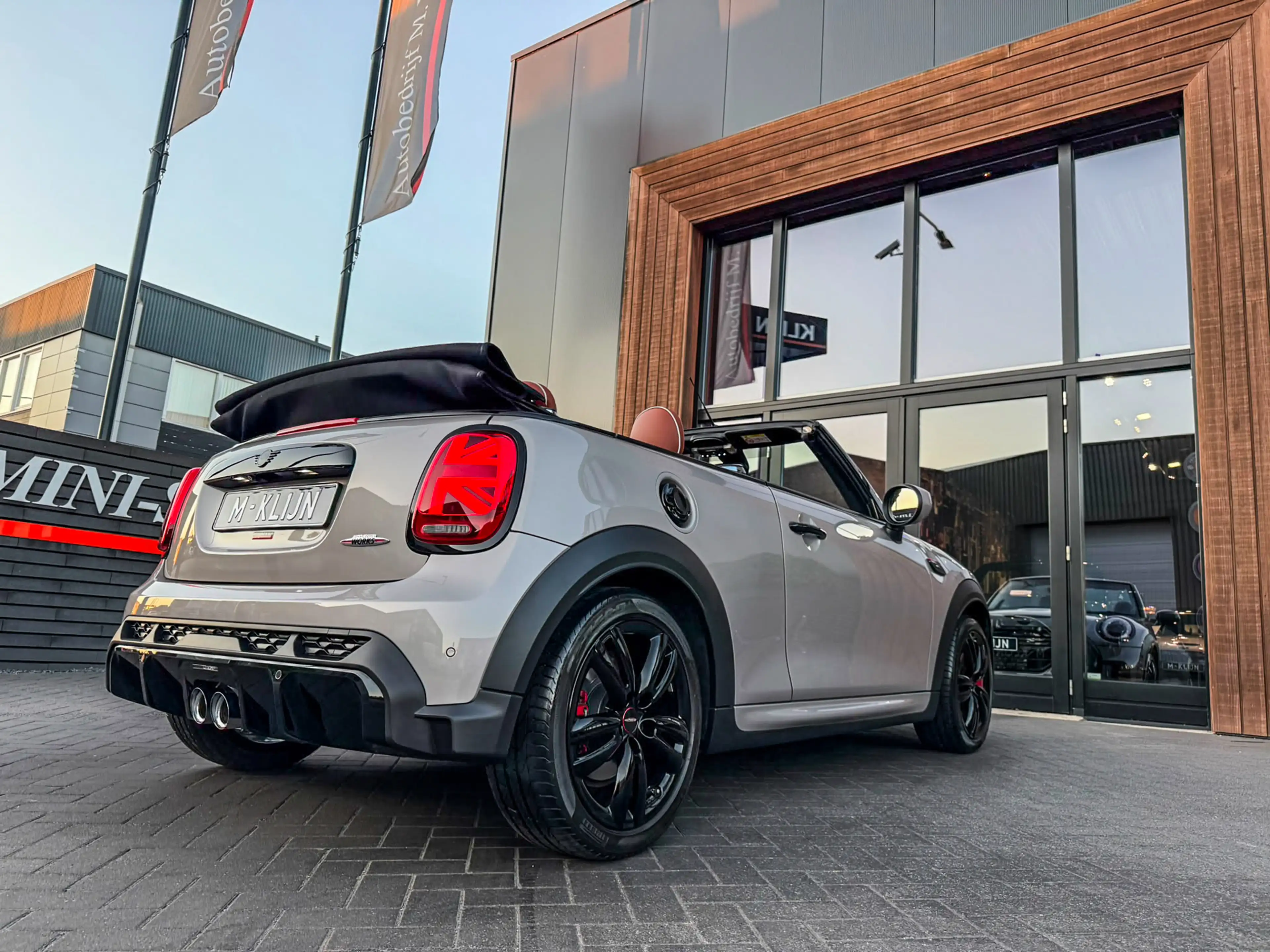 MINI John Cooper Works Cabrio 2.0 JCW Pack F1 aut Rooftopgrey/Bruin leer/Camera/ — photo 7