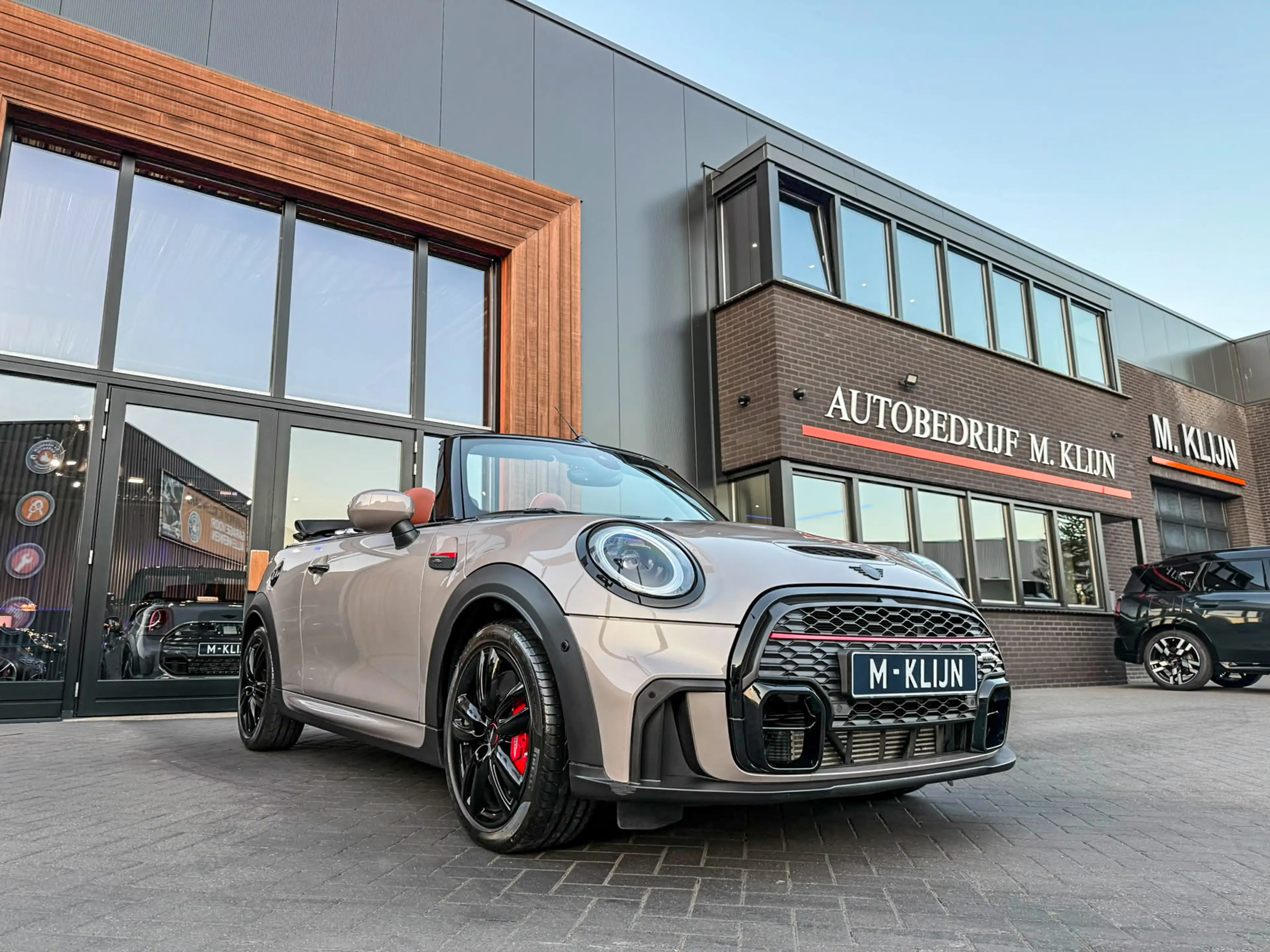MINI John Cooper Works Cabrio 2.0 JCW Pack F1 aut Rooftopgrey/Bruin leer/Camera/ — photo 37