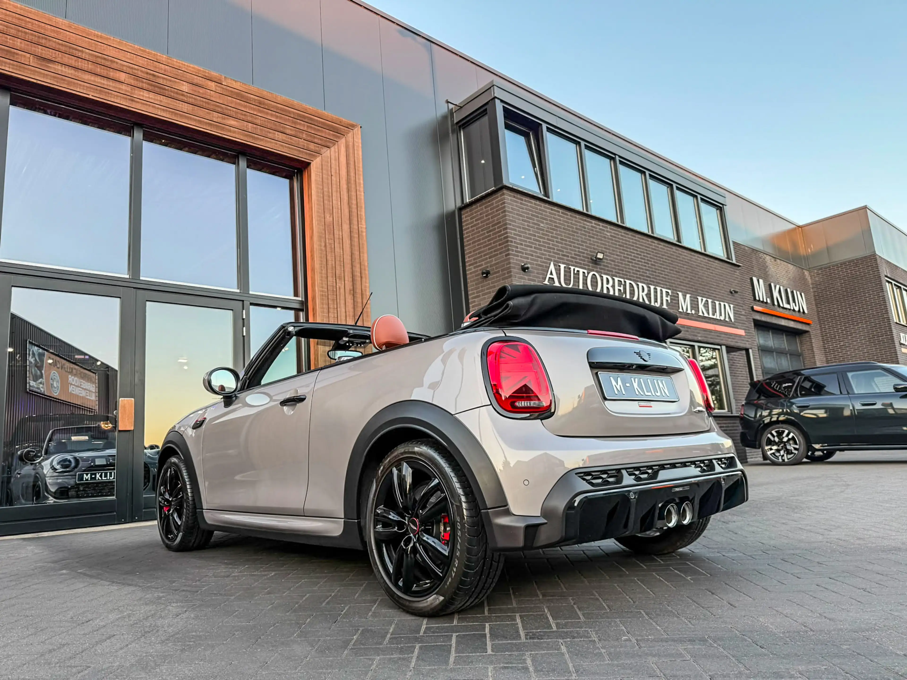 MINI John Cooper Works Cabrio 2.0 JCW Pack F1 aut Rooftopgrey/Bruin leer/Camera/ — photo 17