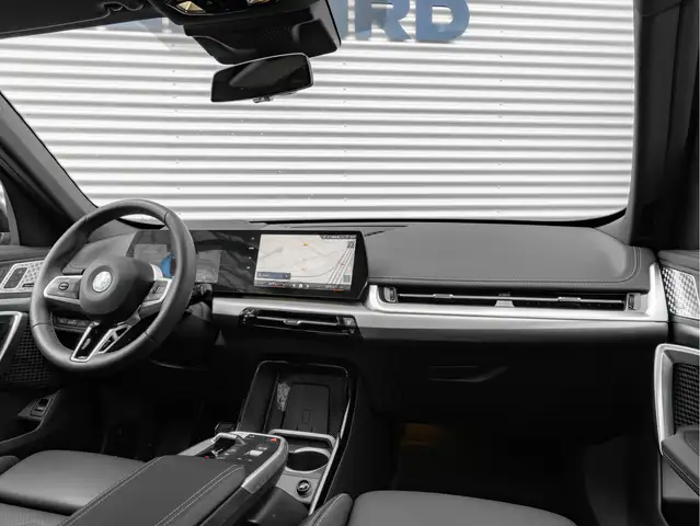 BMW X1 view 3