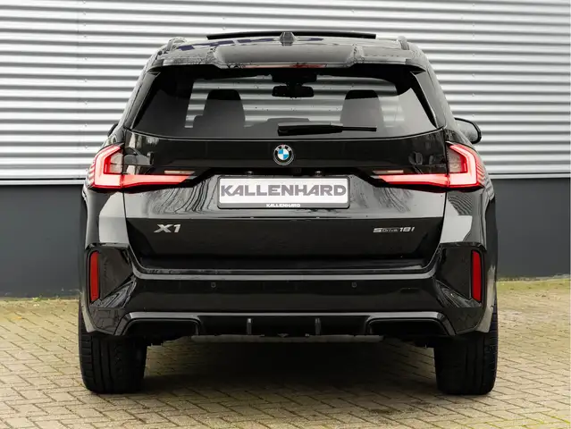 BMW X1 view 6