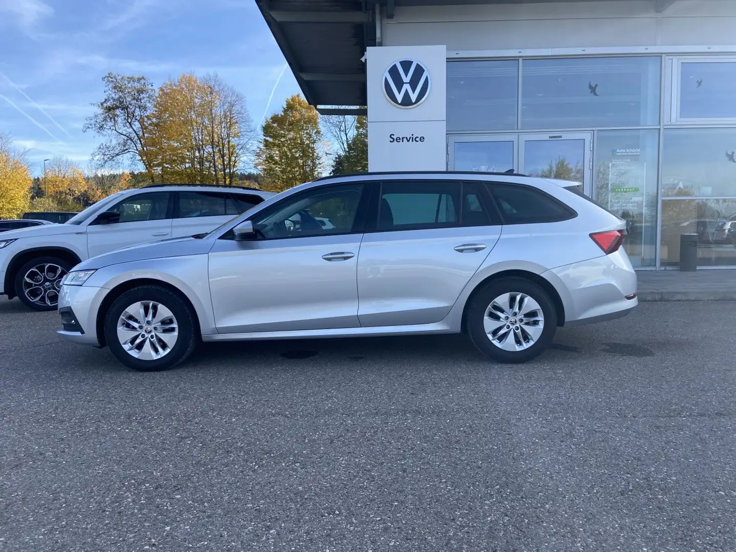 Skoda Octavia Combi 2.0 TDI DSG NAVI-COLUMBUS+LED+SMAR Silber - 2