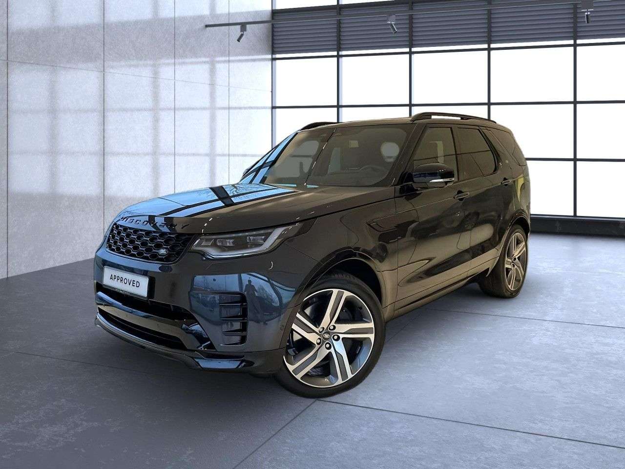 Second hand Land Rover Discovery 