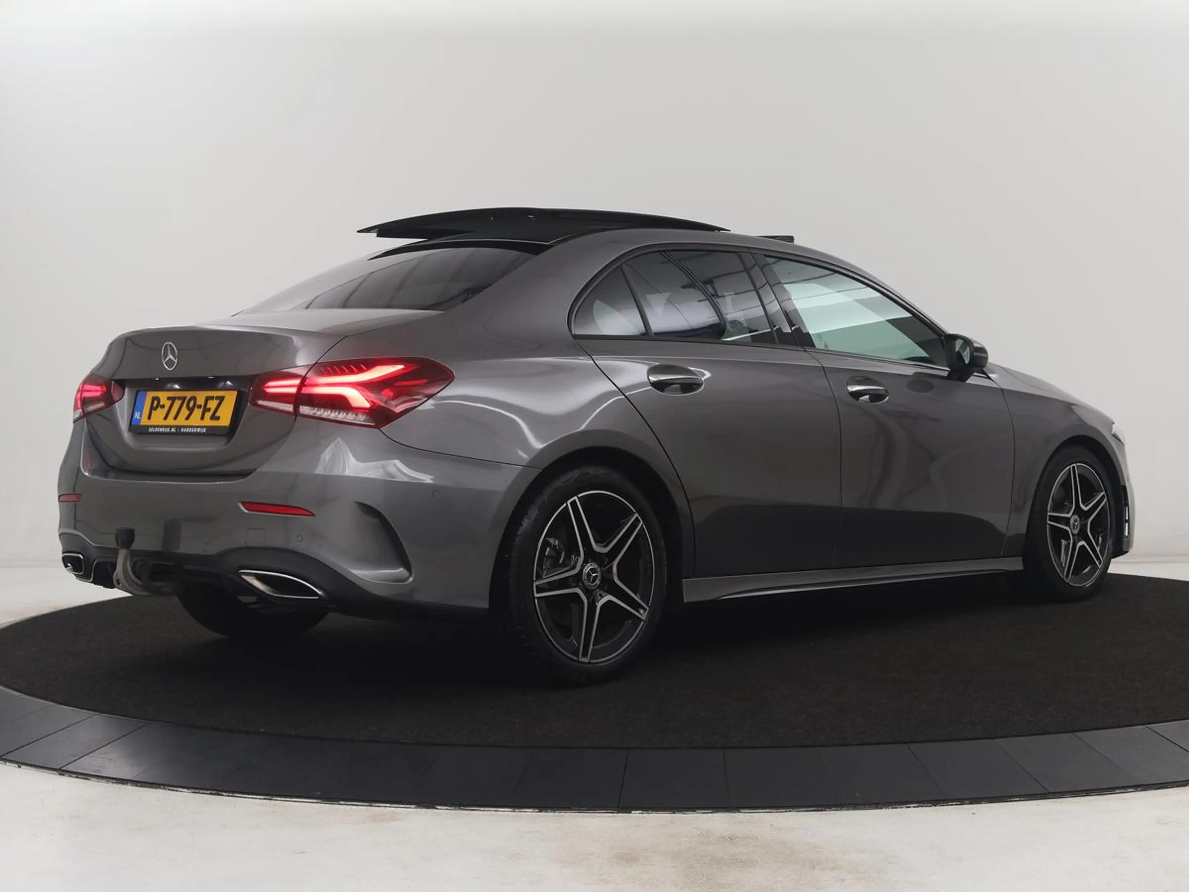 Mercedes-Benz A 200 Business Solution AMG | Trekhaak | Pano. Dak | Cam — photo 39