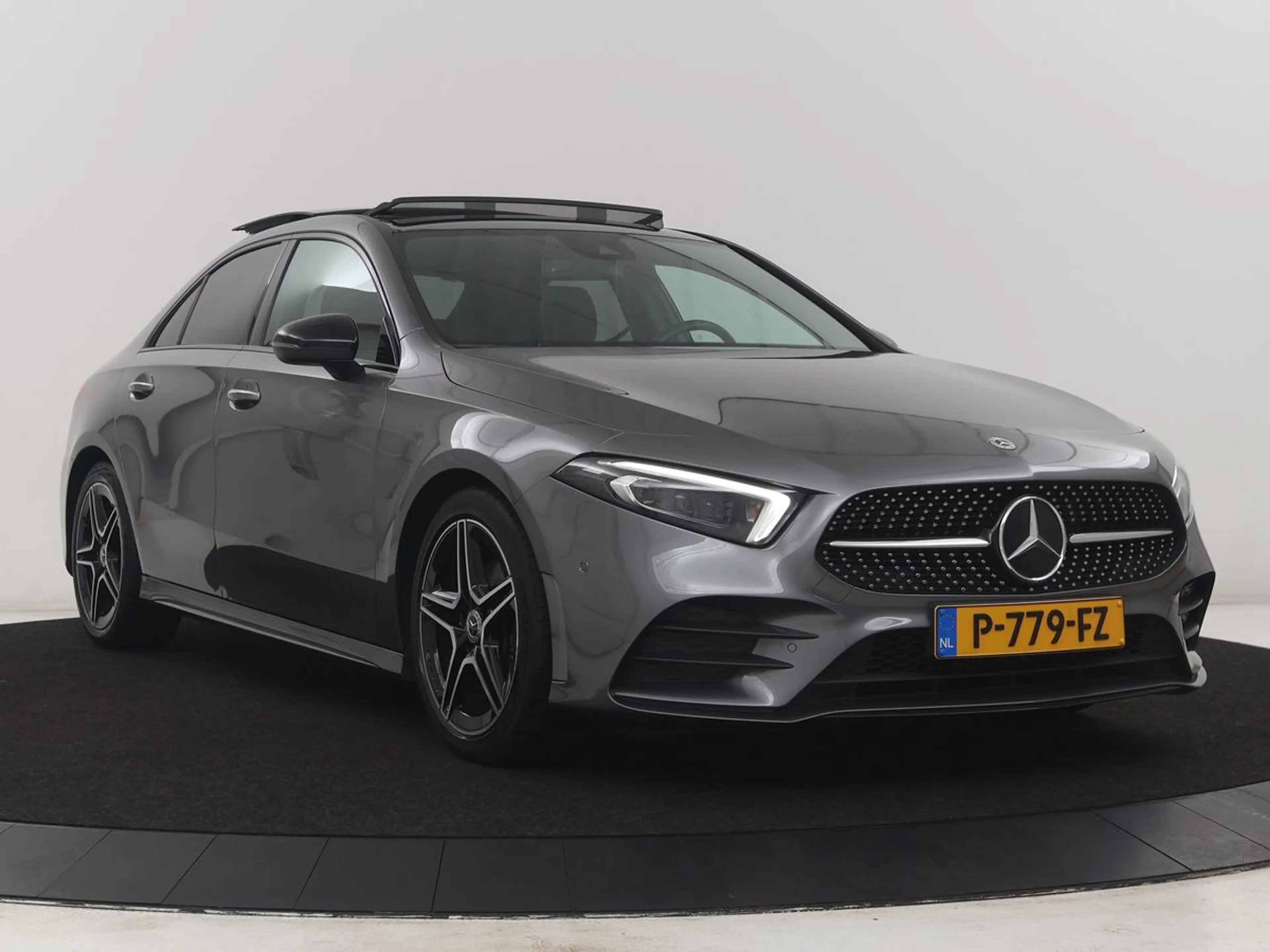 Mercedes-Benz A 200 Business Solution AMG | Trekhaak | Pano. Dak | Cam — photo 40