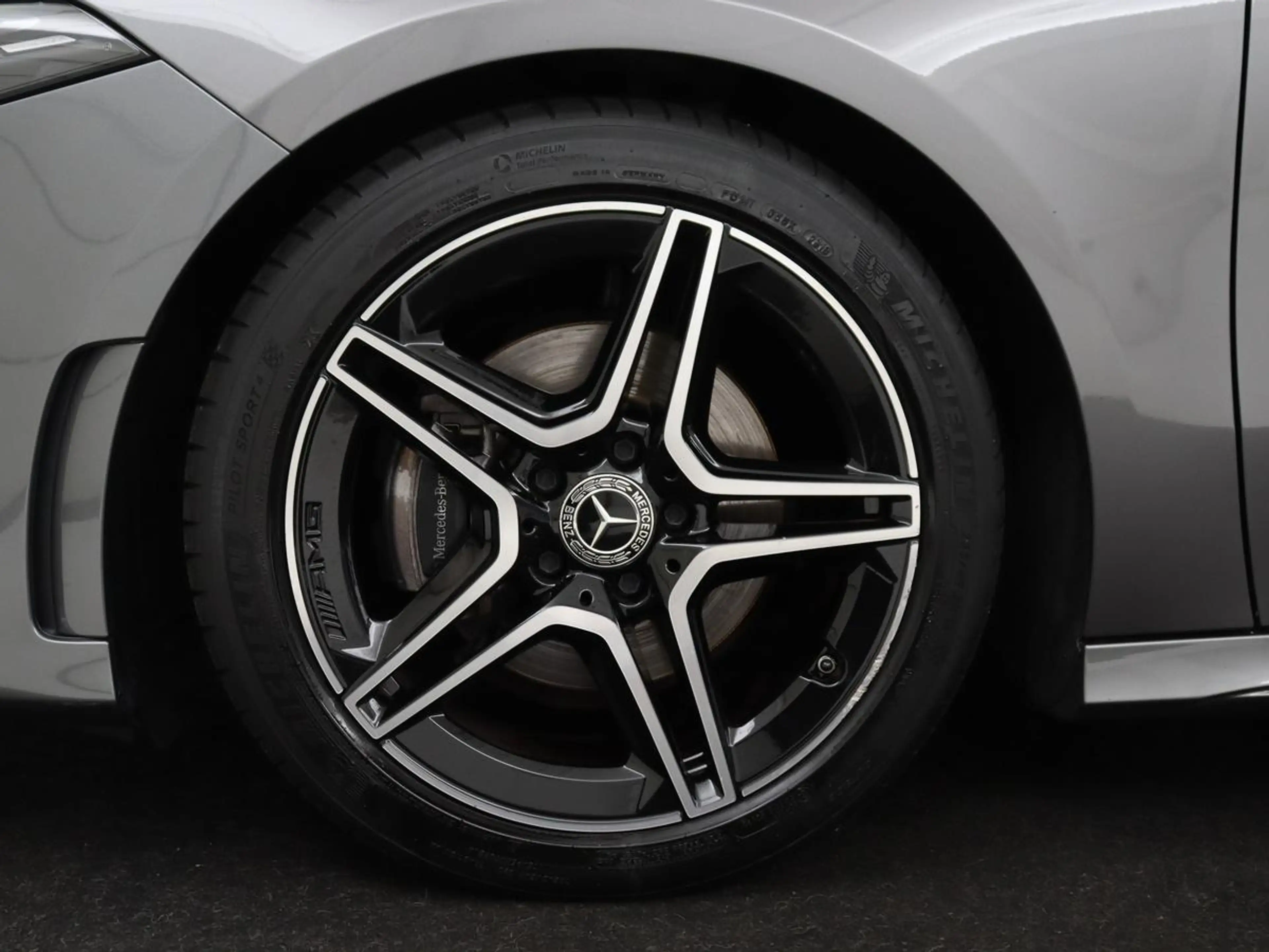 Mercedes-Benz A 200 Business Solution AMG | Trekhaak | Pano. Dak | Cam — photo 38