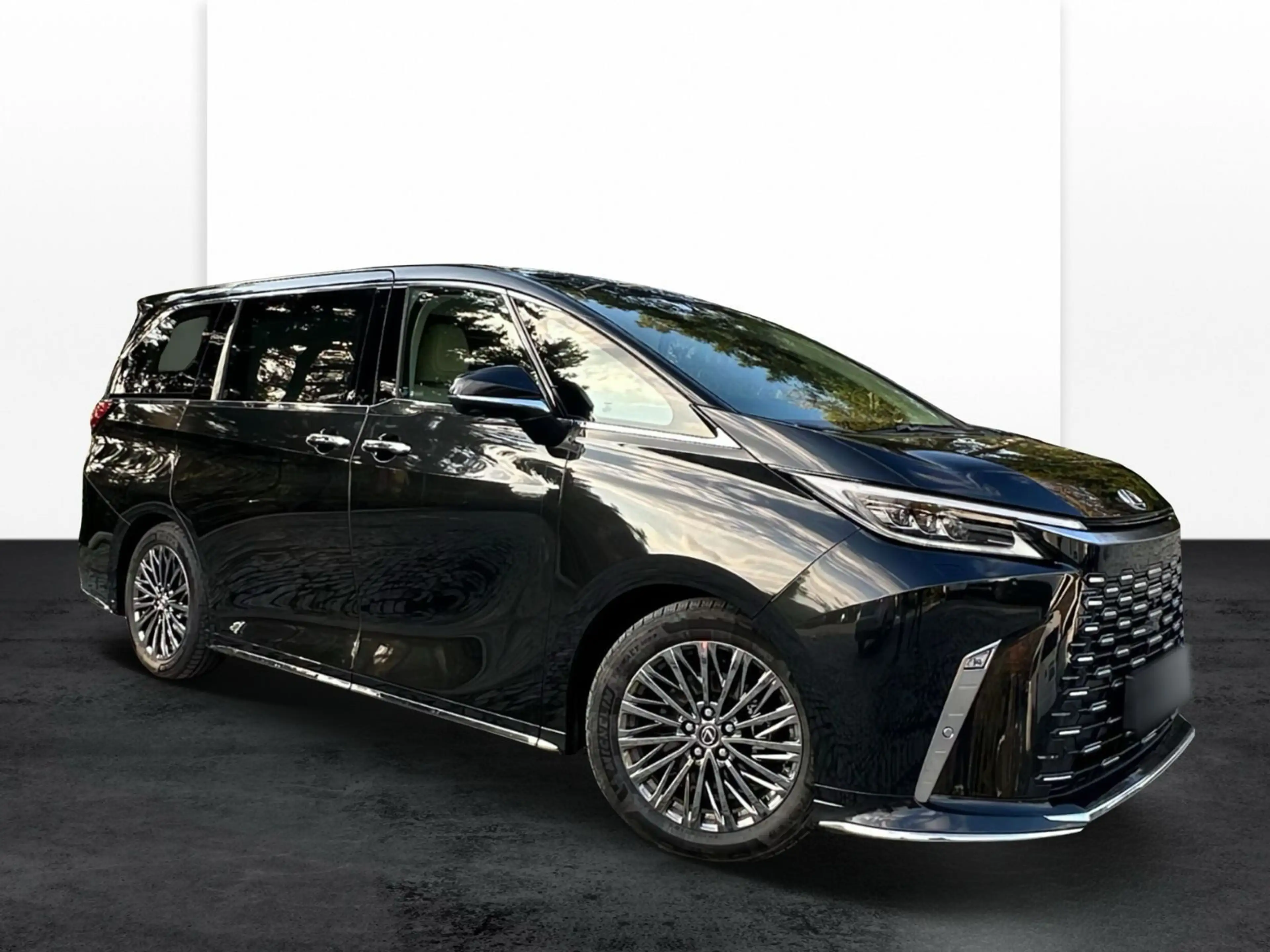 Lexus LM 350H AWD LUXURY 4 SEAT MY26 T1 STOCK — photo 2