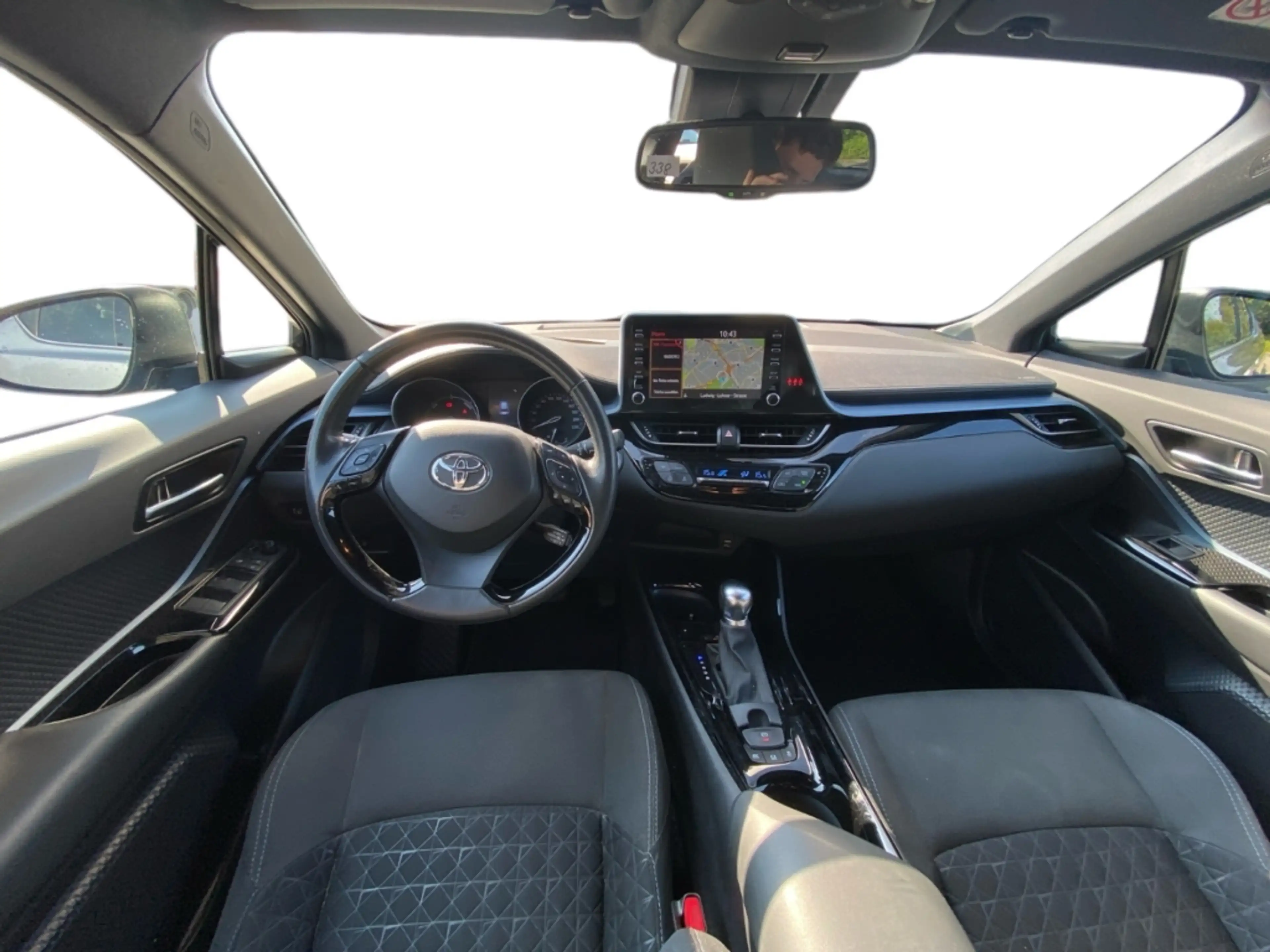 Toyota C-HR 1.8 Hybrid Team D *LED*ACC*CAM*SHZ*SmartKey* — photo 15