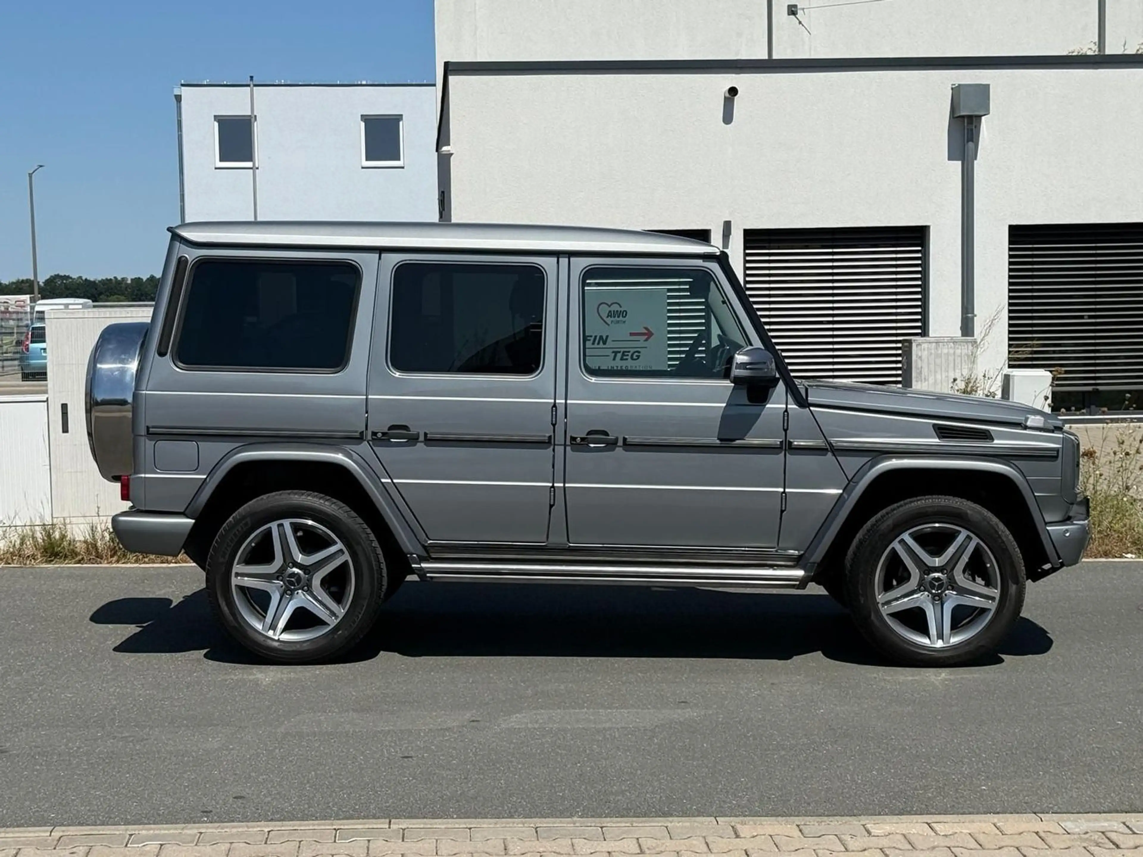 Mercedes-Benz G 350 G 350 BlueTec AMG Line — photo 9