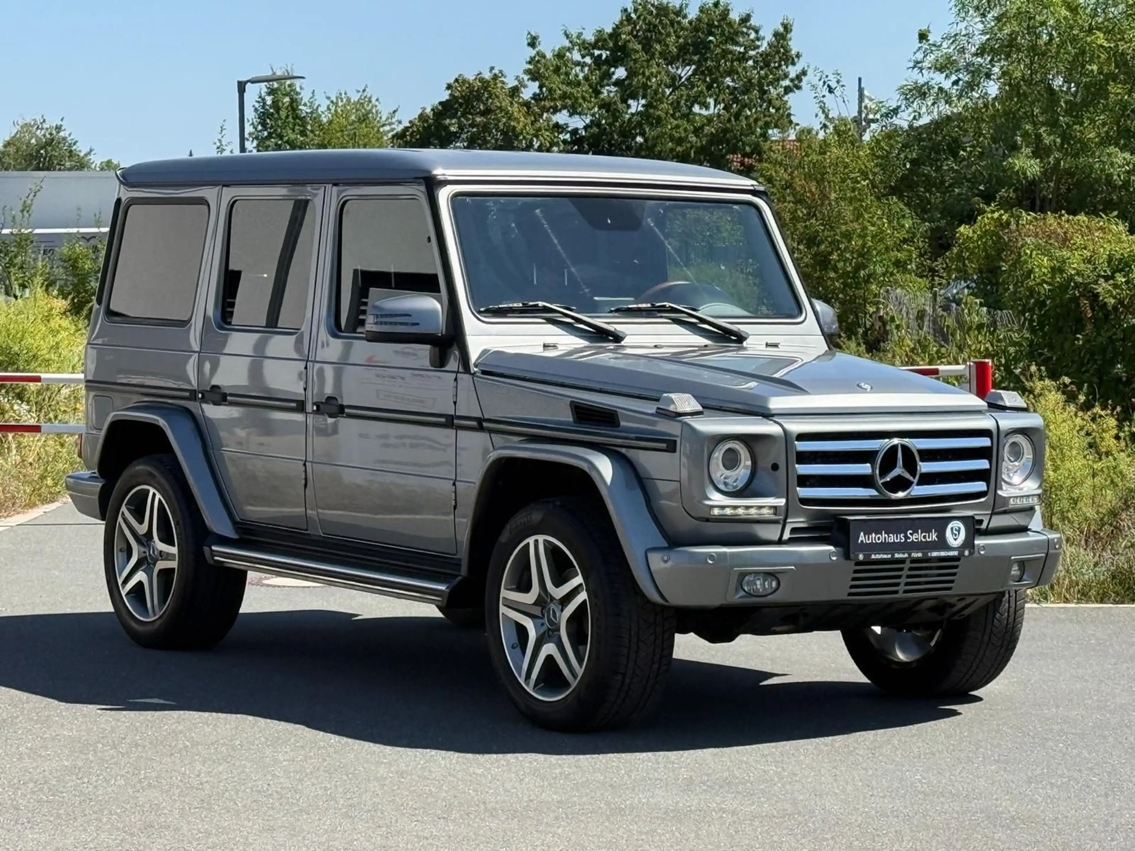 Mercedes-Benz G 350 G 350 BlueTec AMG Line — photo 4