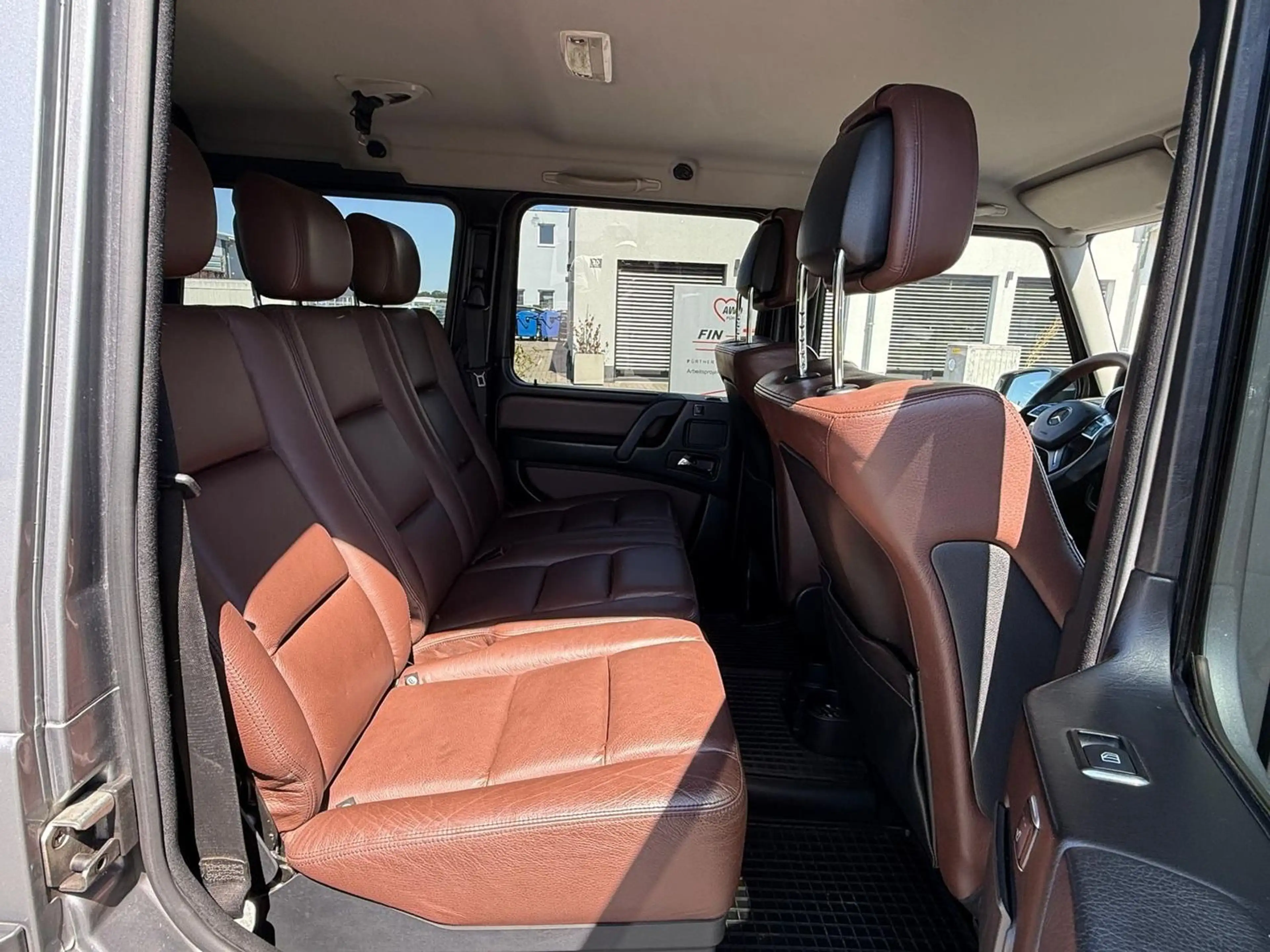 Mercedes-Benz G 350 G 350 BlueTec AMG Line — photo 14