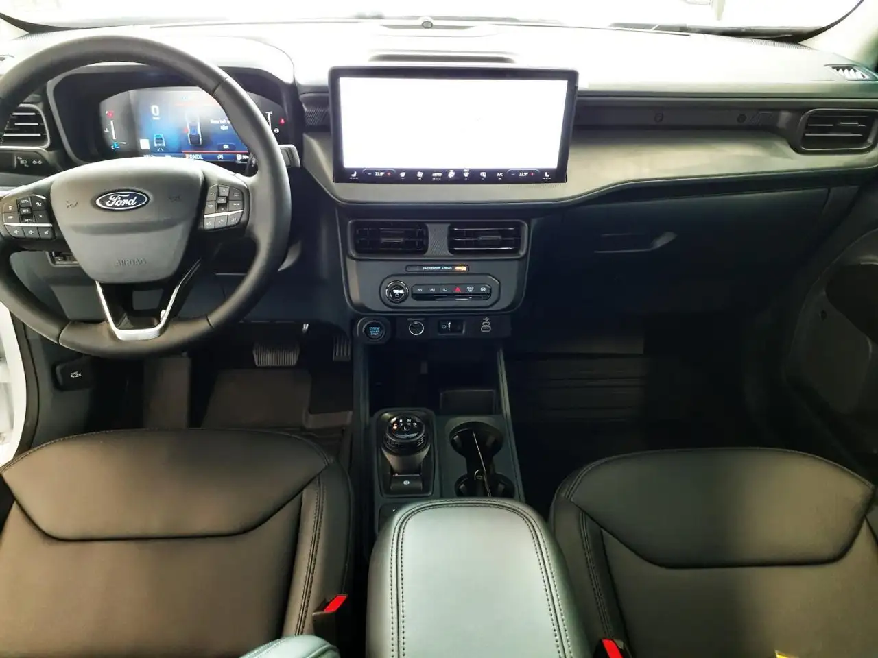 Ford Maverick снимка Ford Maverick