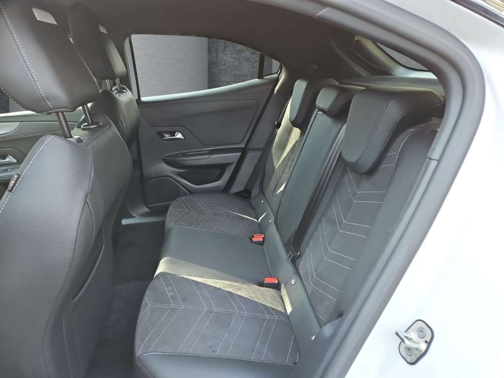 Opel Mokka E