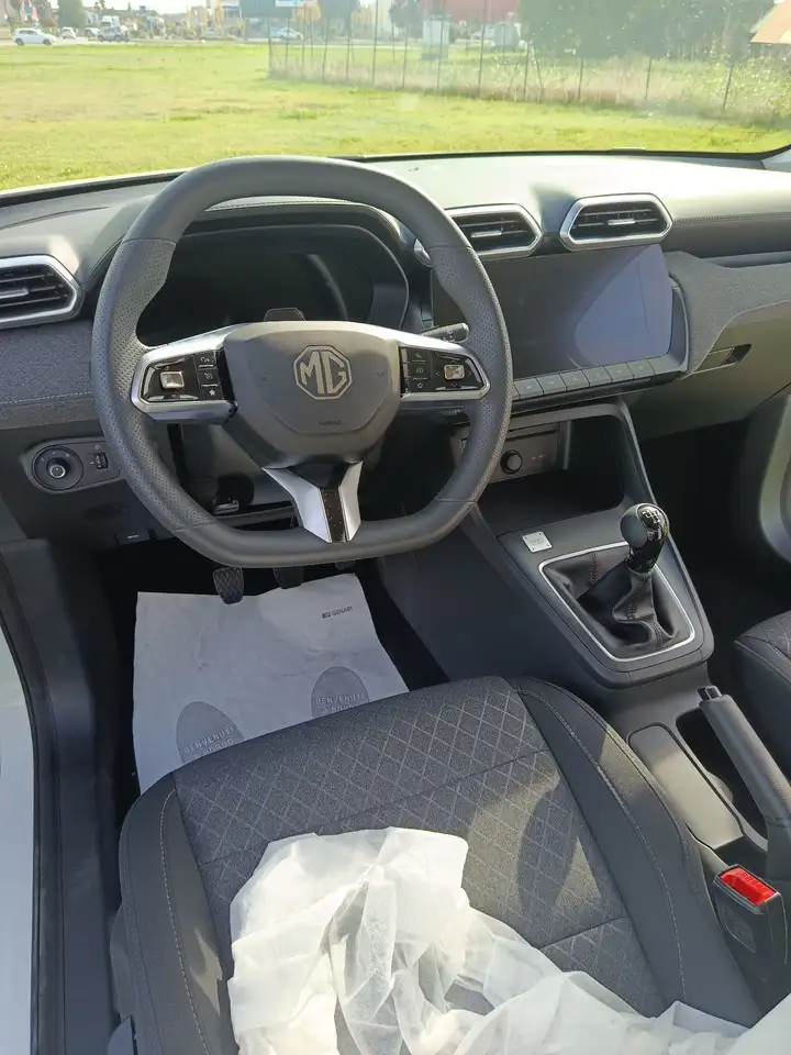 MG ZS
