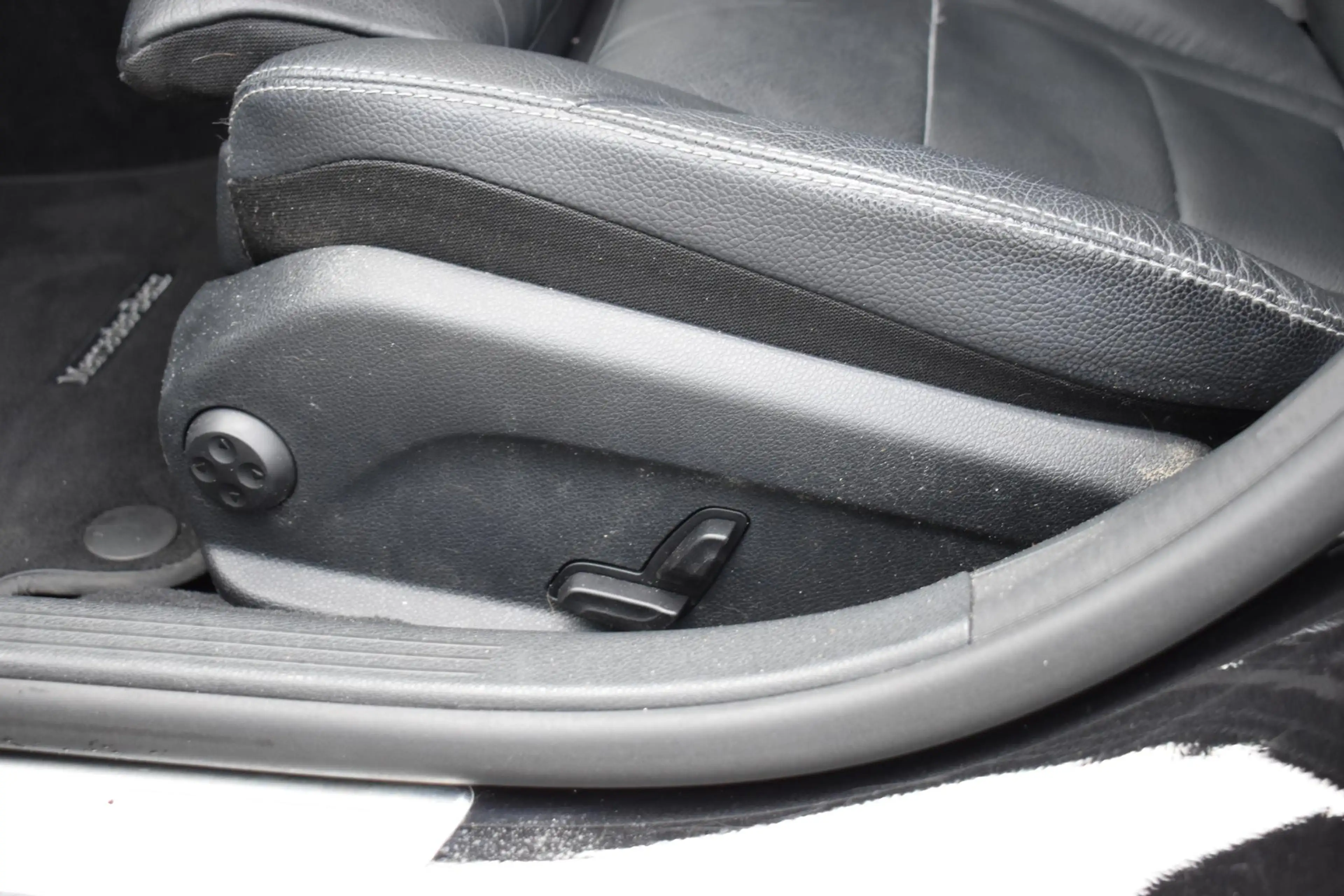 Mercedes-Benz C 350 Estate e LEDER SPORTSTOELEN LED NAVI — photo 35