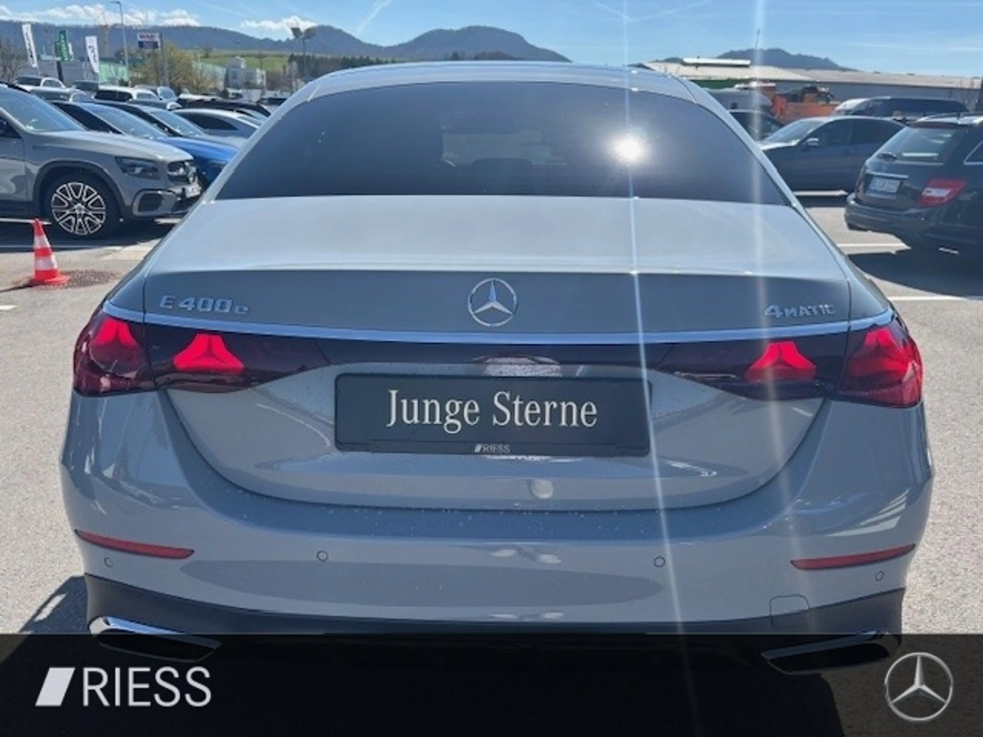Mercedes-Benz E 400 e 4M AMG Sport Night Distr HUD 360 20" — photo 6