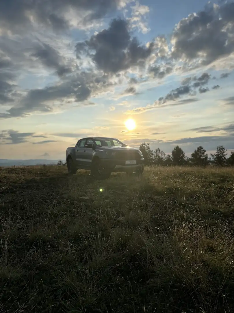 Ford Ranger Raptor Performance Blau - 2