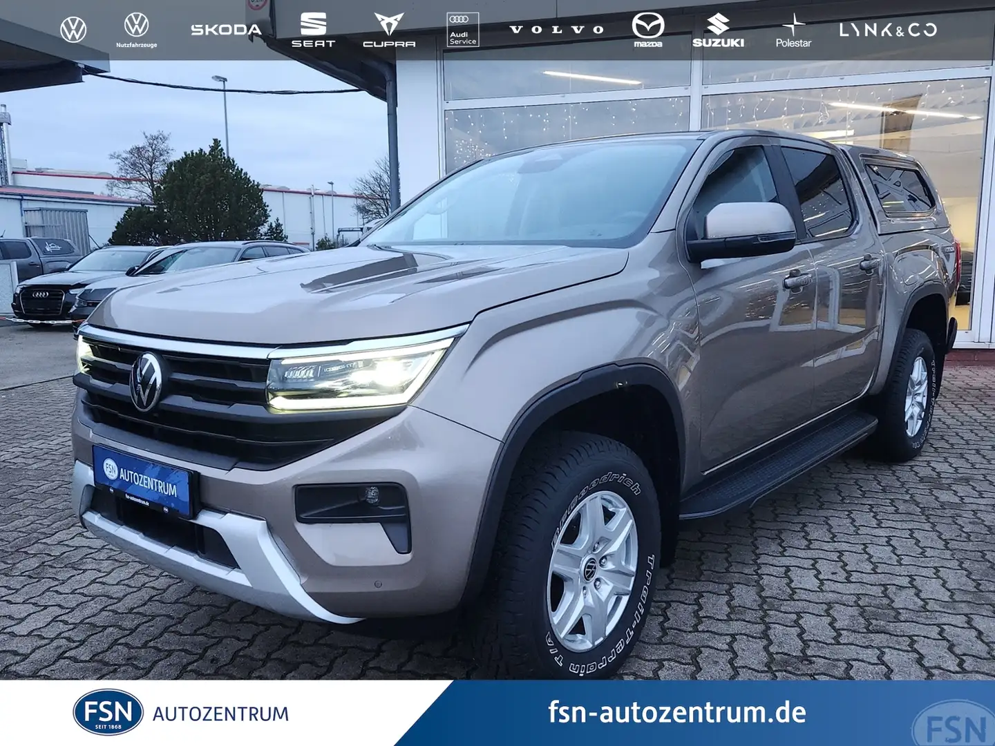 Volkswagen Amarok 2.0 TDI DSG 4M Matrix RFK AHK Navi Clima ACC Beige - 1