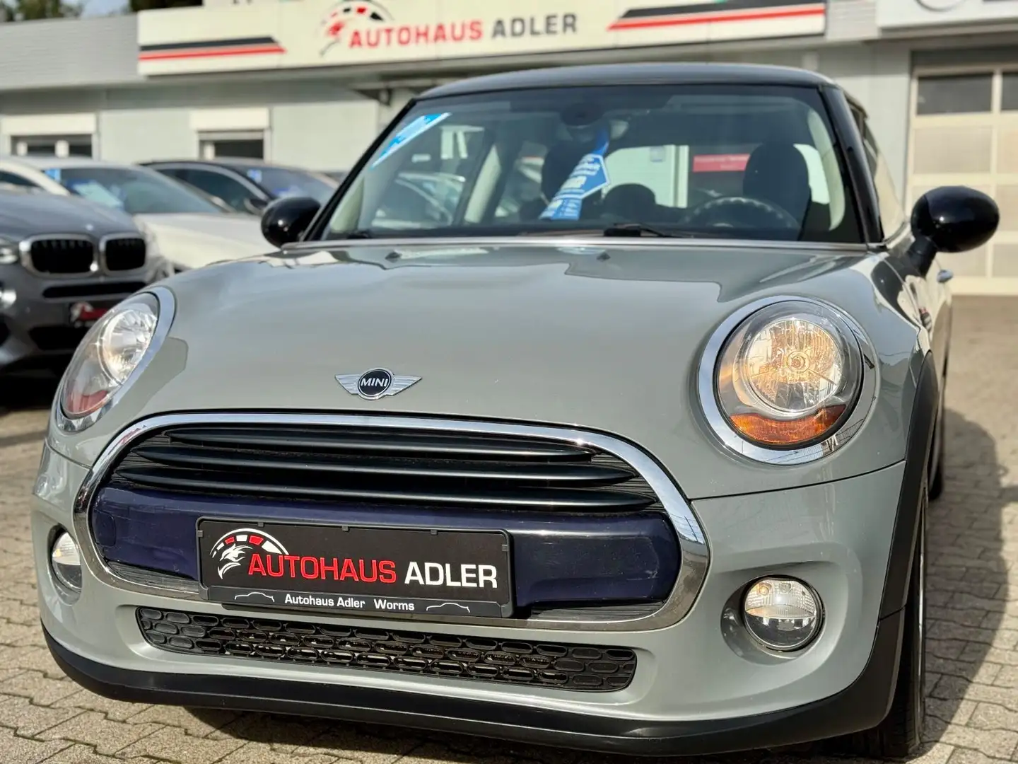 MINI Cooper 1.5*1HD*NAVI*TEILLEDER*KLIM*KEYGO*6-GANG Šedá - 2