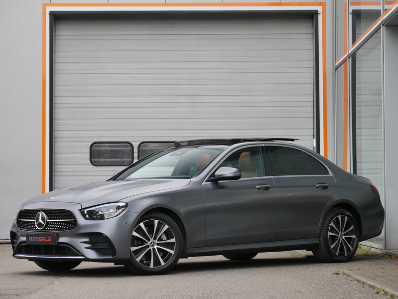 Mercedes-Benz E 300 e PHEV AMG SOH 100% new battery Pano/Matt/AHK/Nappa/360/3D Hifi/