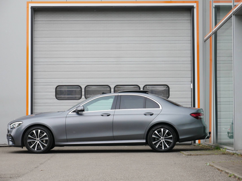 Mercedes-Benz E 300 e PHEV AMG SOH 100% new battery Pano/Matt/AHK/Nappa/360/3D Hifi/ — photo 5