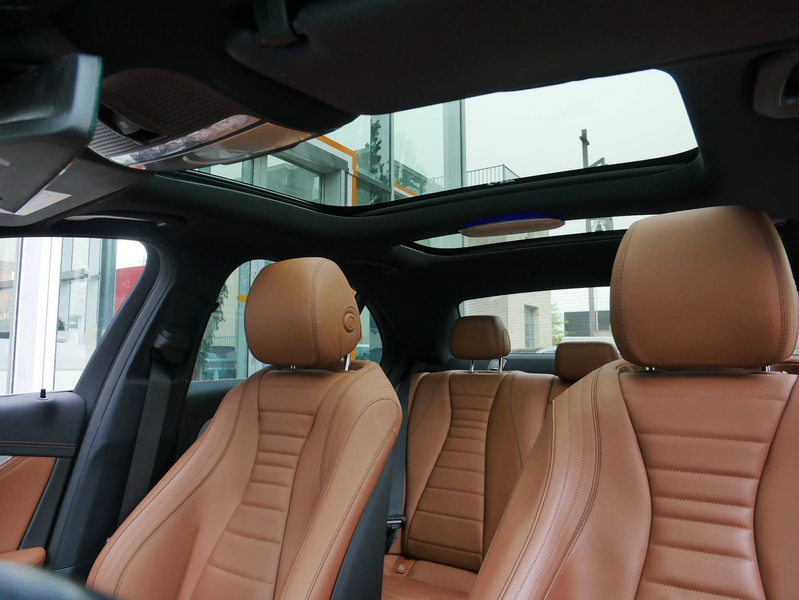 Mercedes-Benz E 300 e PHEV AMG SOH 100% new battery Pano/Matt/AHK/Nappa/360/3D Hifi/ — photo 14