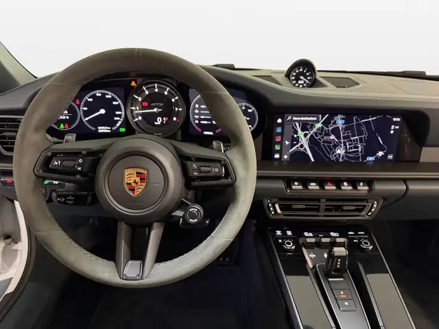 Porsche 911 view 12