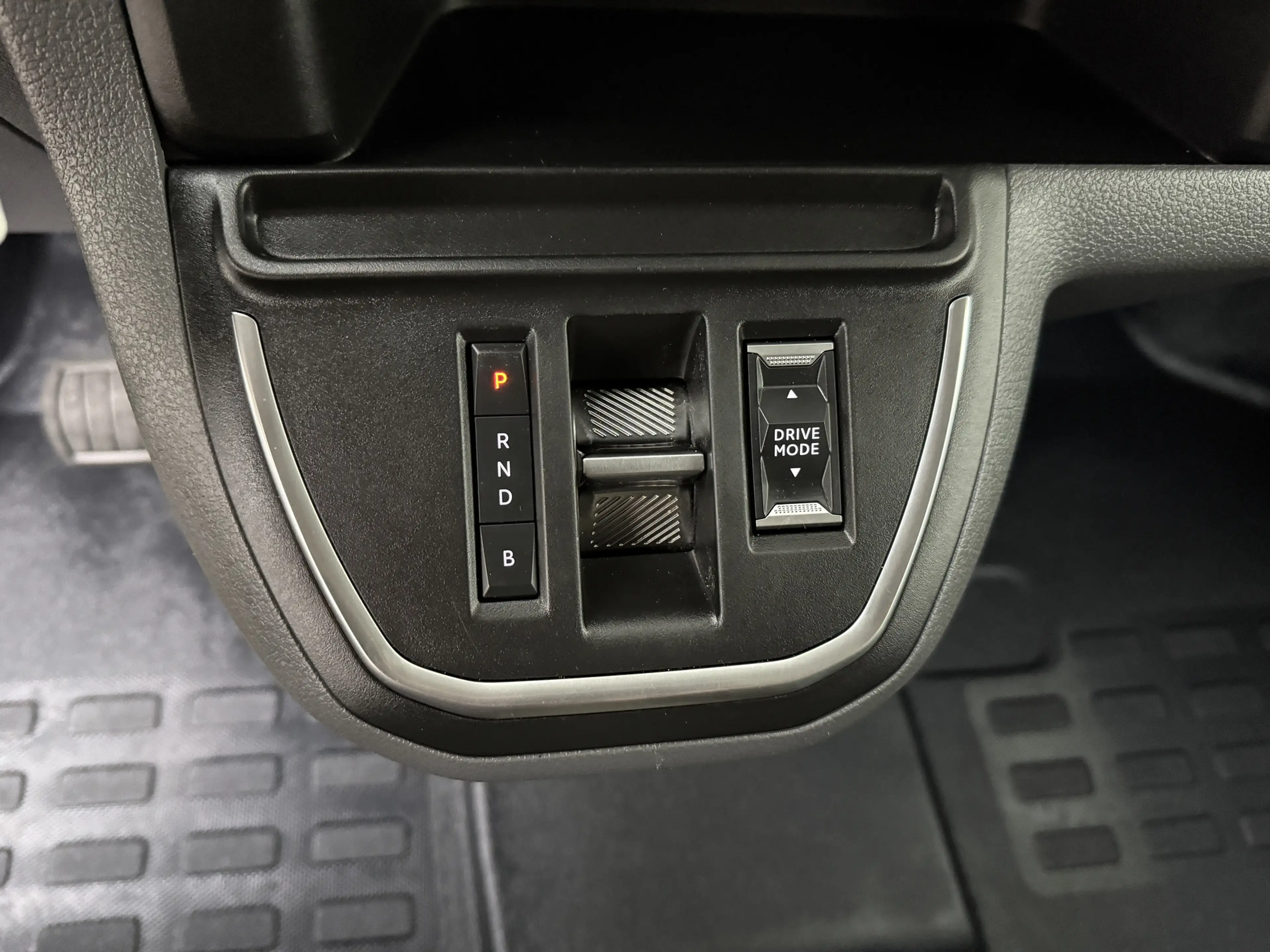 Peugeot e-Expert Premium 75 kWh | Elektrisch | Multimedia | Camera — photo 16