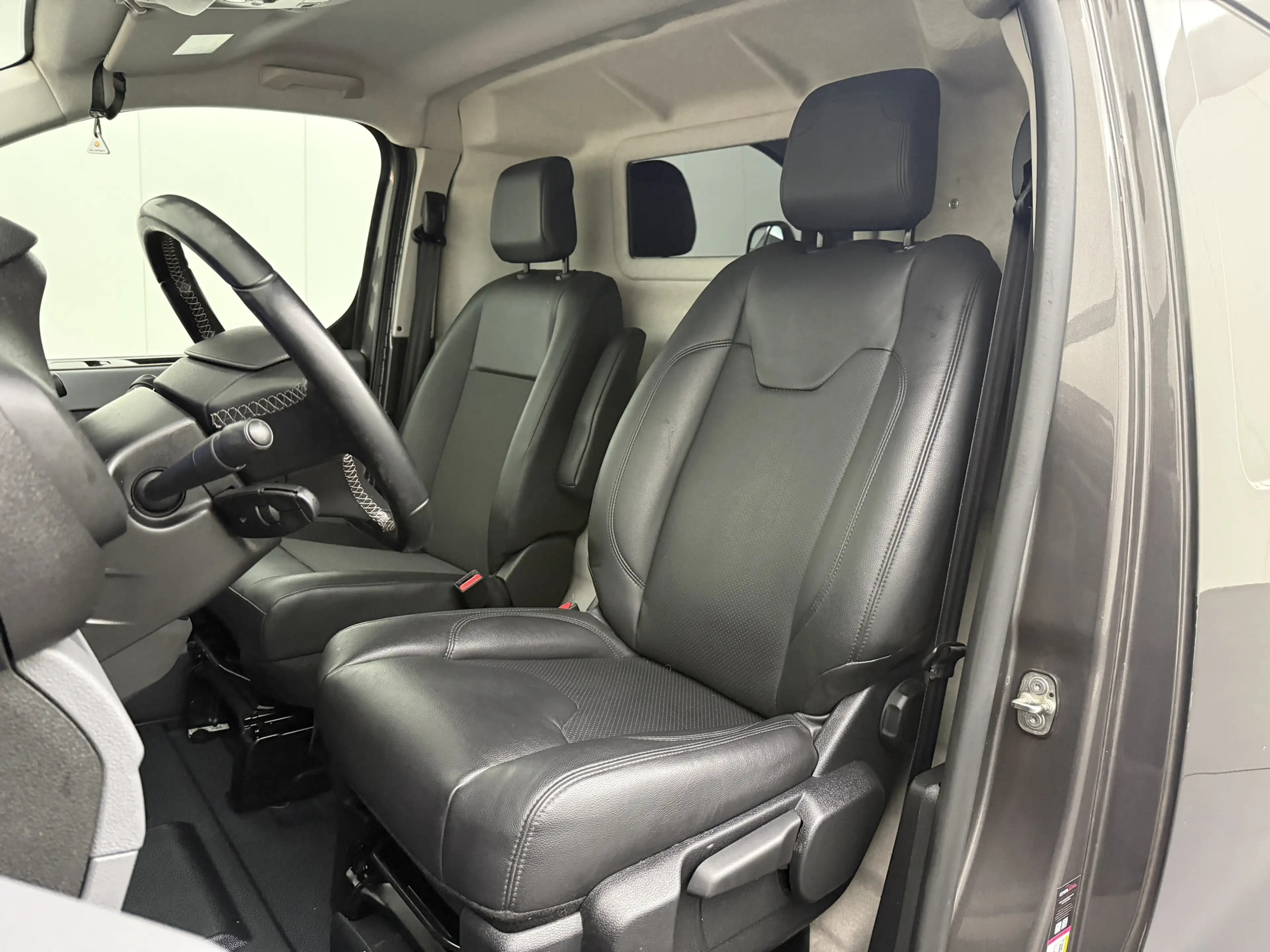 Peugeot e-Expert Premium 75 kWh | Elektrisch | Multimedia | Camera — photo 19